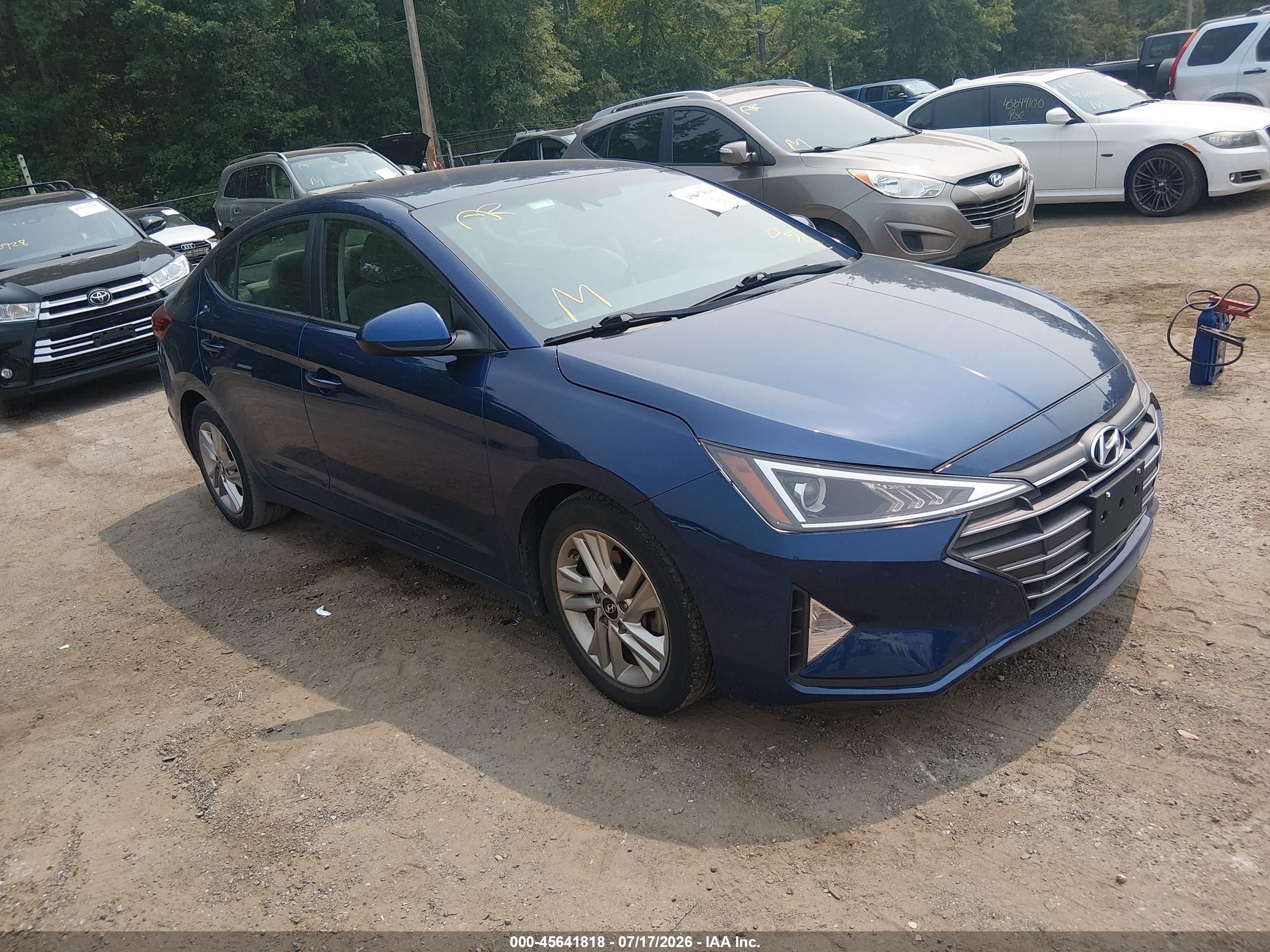 2019 Hyundai Elantra SEL, VIN 5NPD84LF3KH494099 — Side