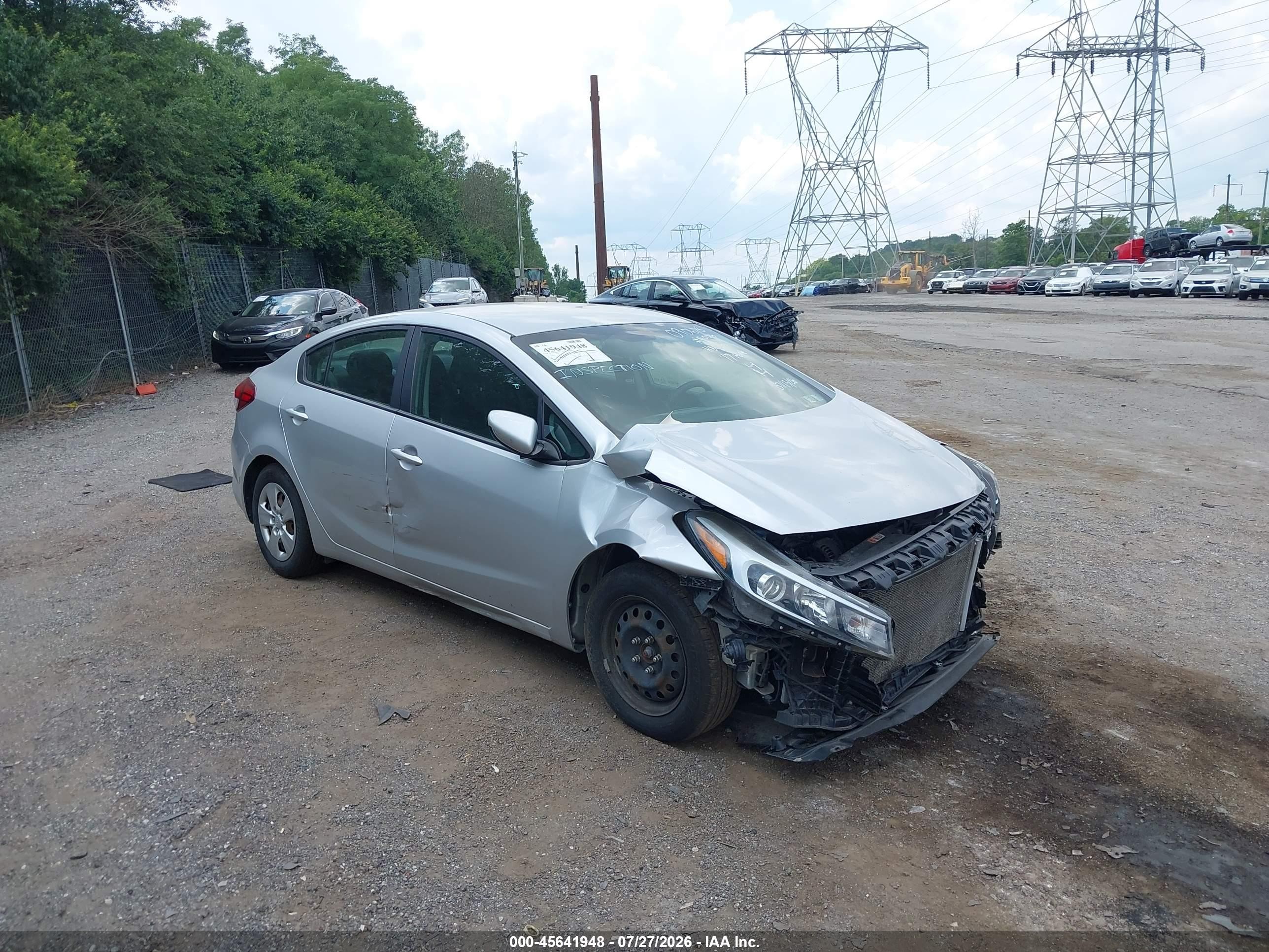 2017 Kia Forte LX, VIN 3KPFK4A70HE090678 — Front end