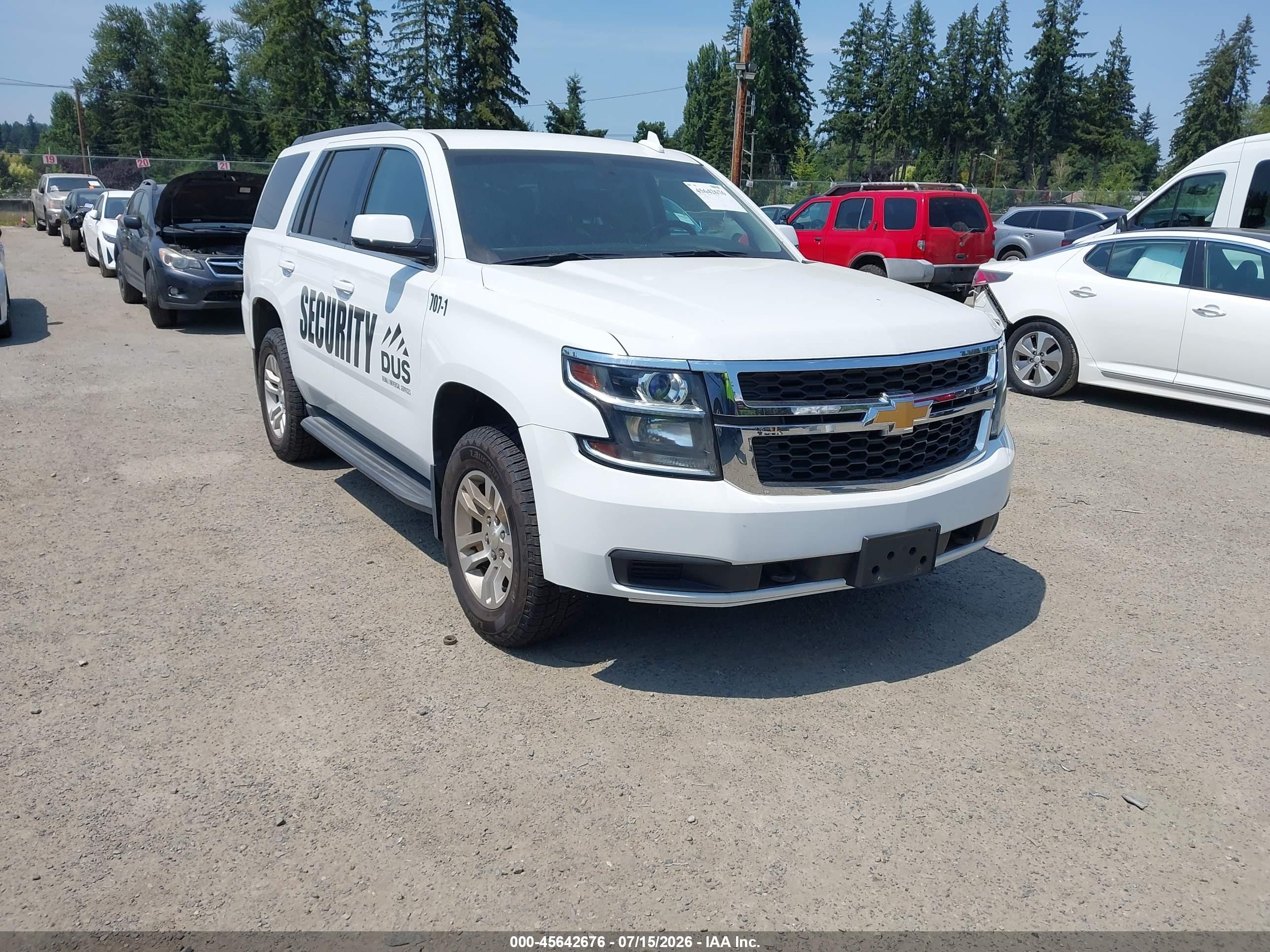 2017 Chevrolet Tahoe LS, VIN 1GNSKAEC6HR191417 — Normal wear