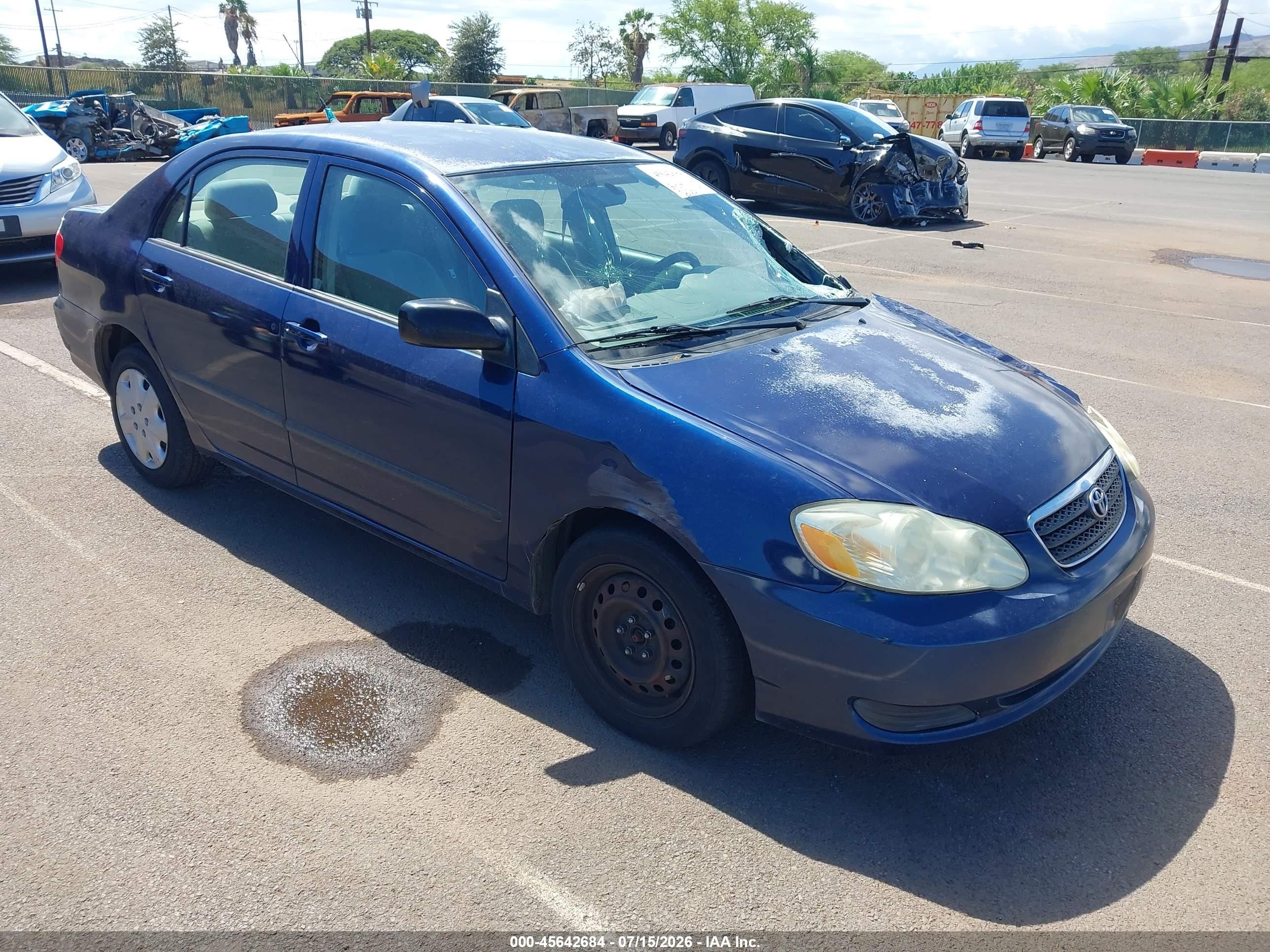 2007 Toyota Corolla CE, VIN 1NXBR32E47Z784495 — Front end