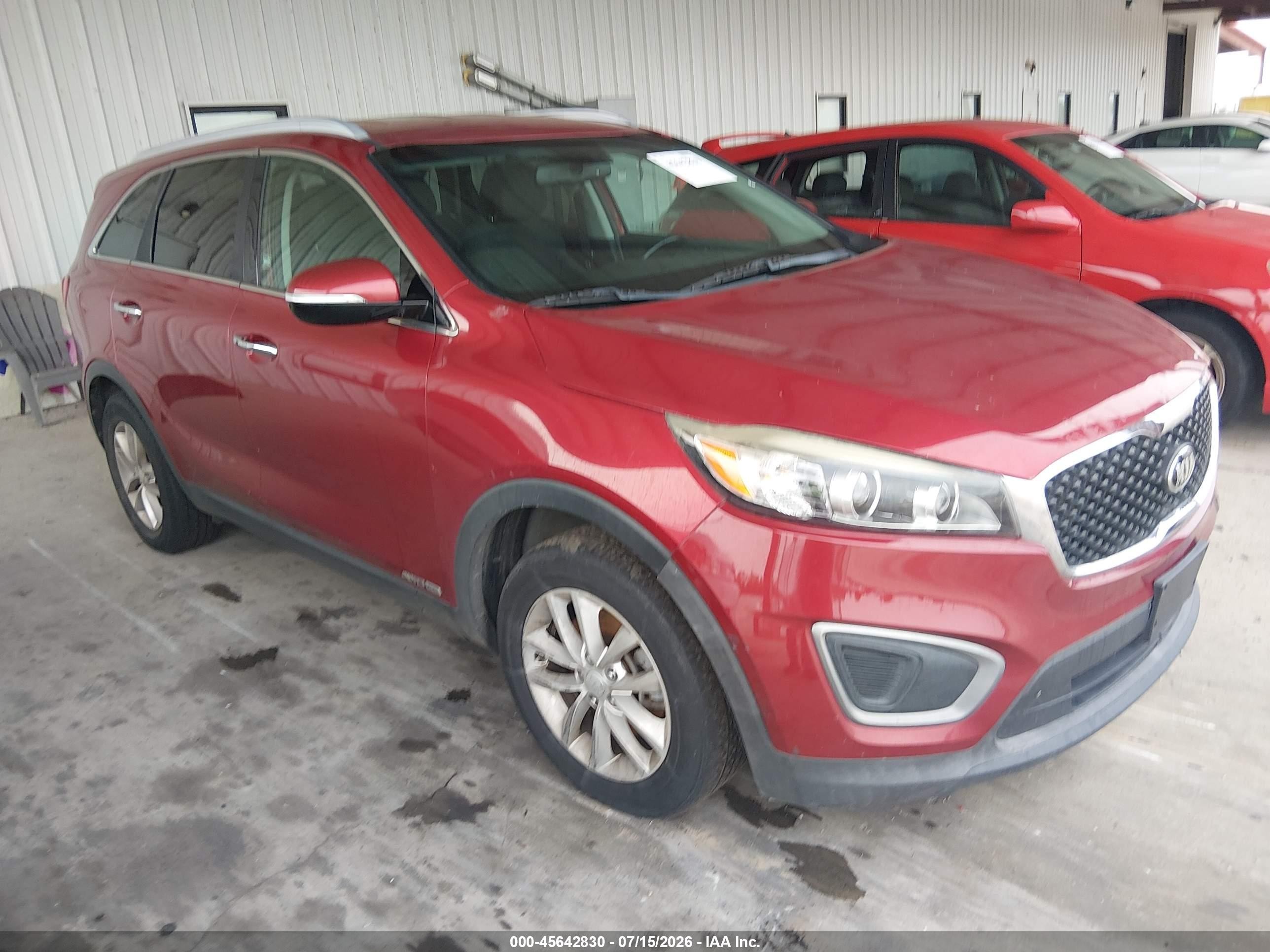 2016 Kia Sorento LX, VIN 5XYPGDA59GG140192 — Normal wear