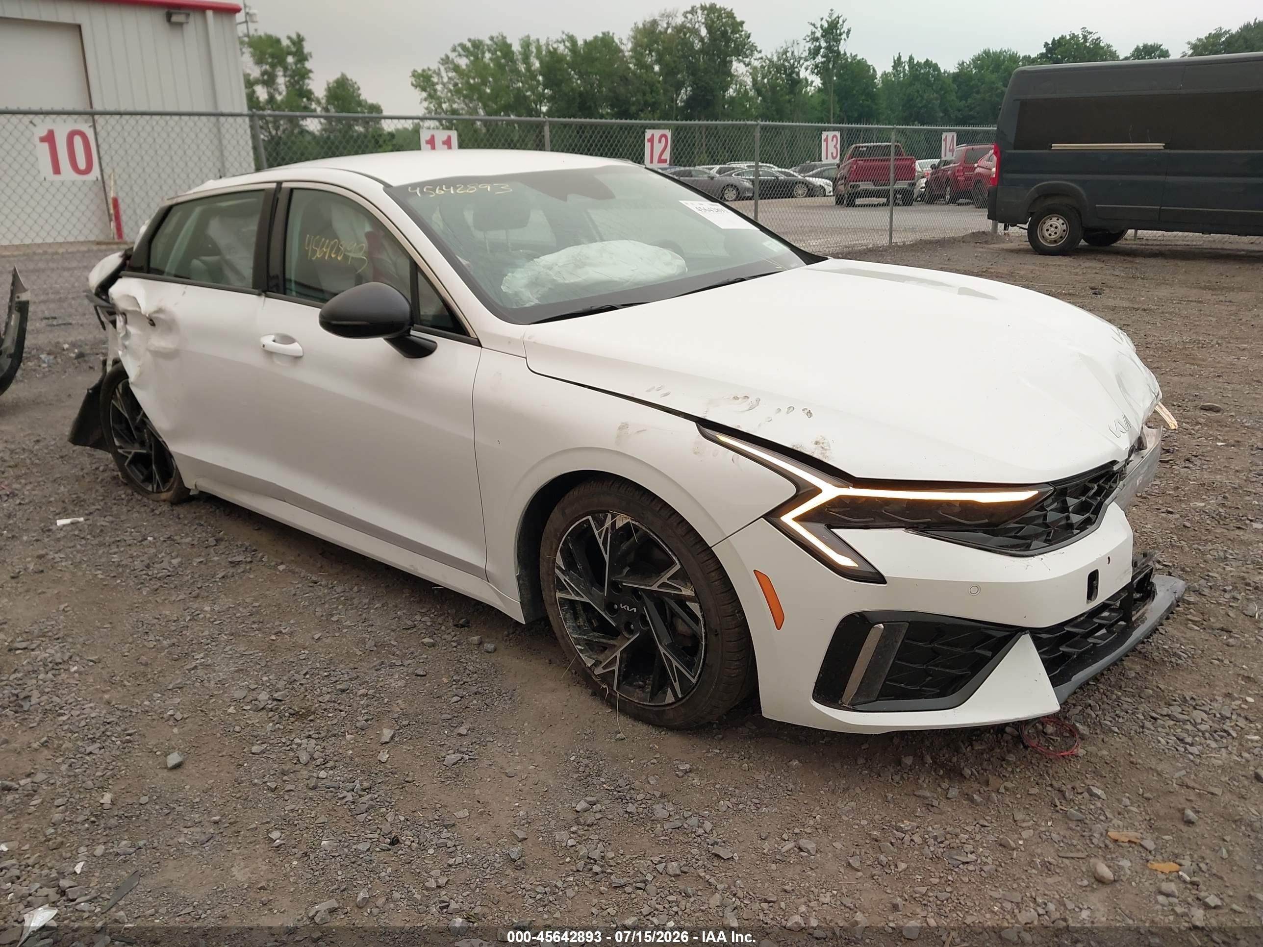 2025 Kia K5 GT-Line, VIN KNAG64J72S5301016 — All over