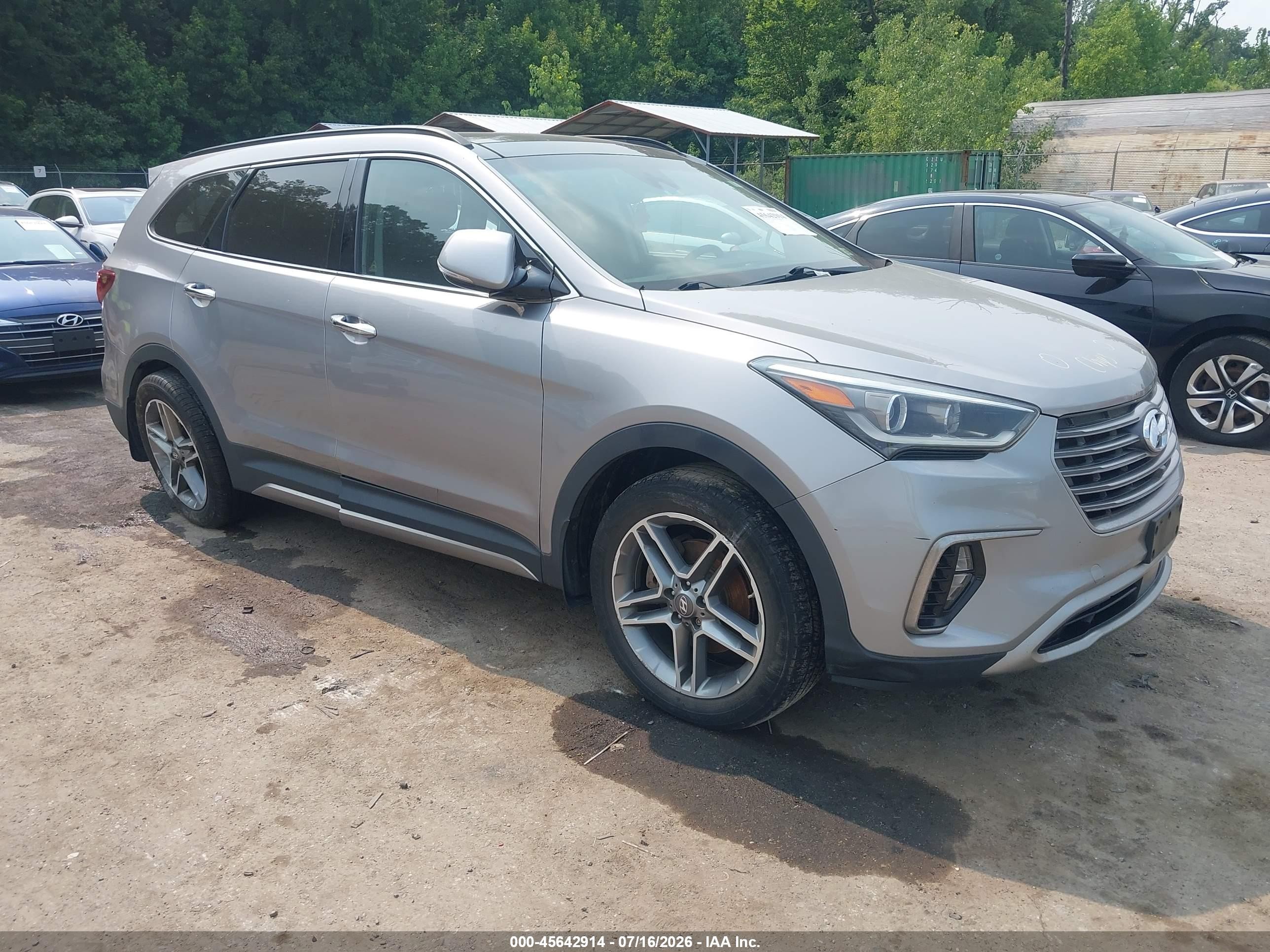 2017 Hyundai Santa Fe SE Ultimate, VIN KM8SR4HF9HU217366 — Side