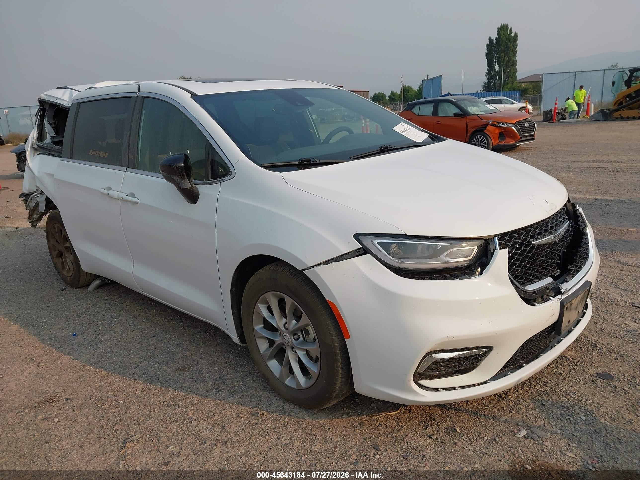2026 Chrysler Pacifica Limited, VIN 2C4RC1GG2TR183225 — По всему кузову