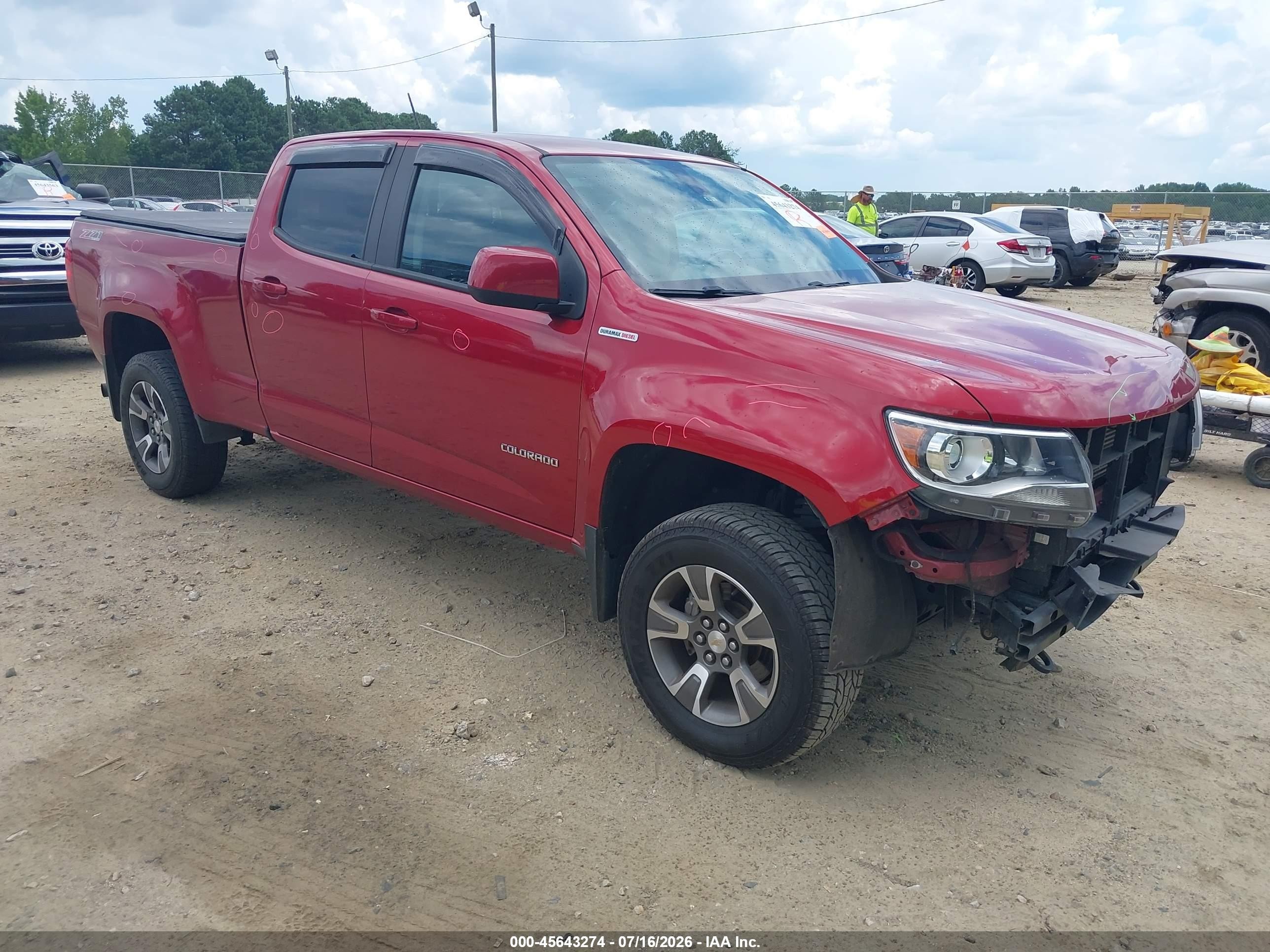 2016 Chevrolet Colorado 4WD Z71, VIN 1GCPTDE19G1354599 — Front end