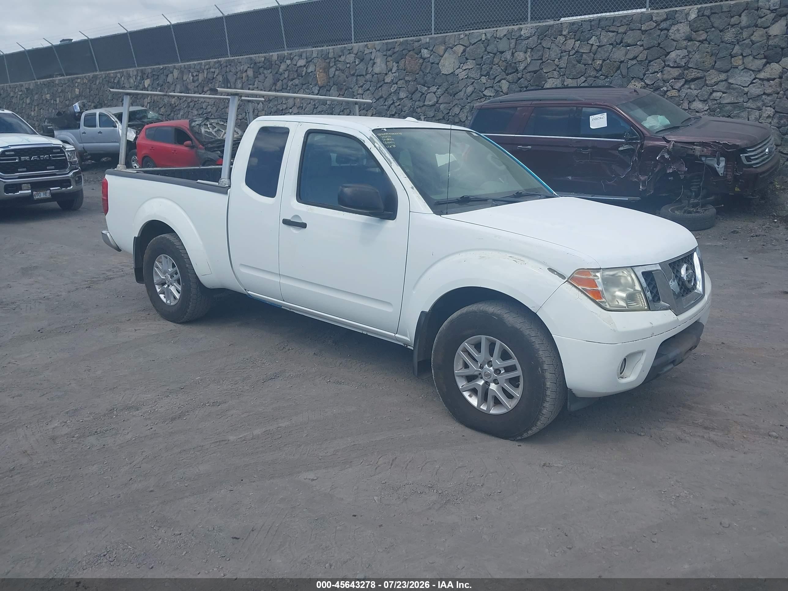 2015 Nissan Frontier SV, VIN 1N6AD0CWXFN756601 — Normal wear