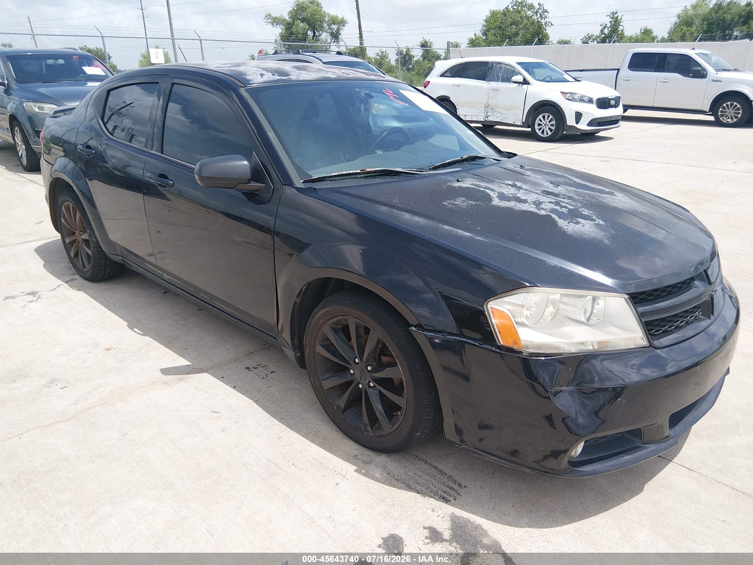 2014 Dodge Avenger SXT, VIN 1C3CDZCG9EN218158 — Side