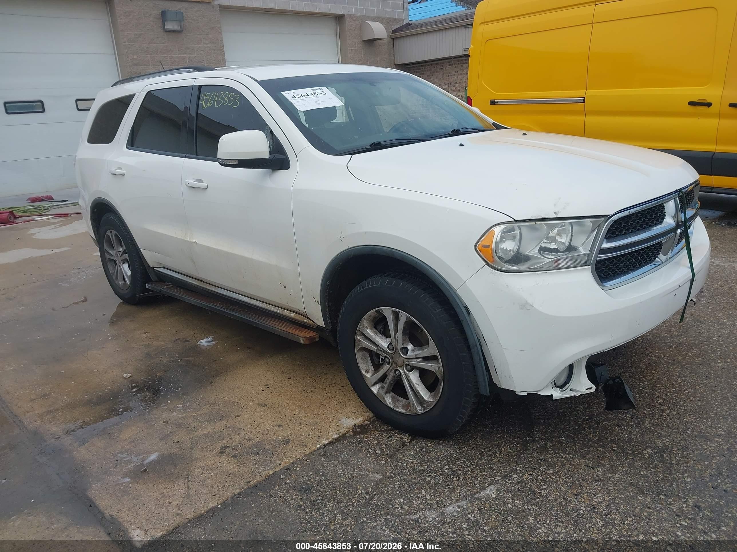 2011 Dodge Durango Crew, VIN 1D4RE4GG7BC712030 — Normal wear