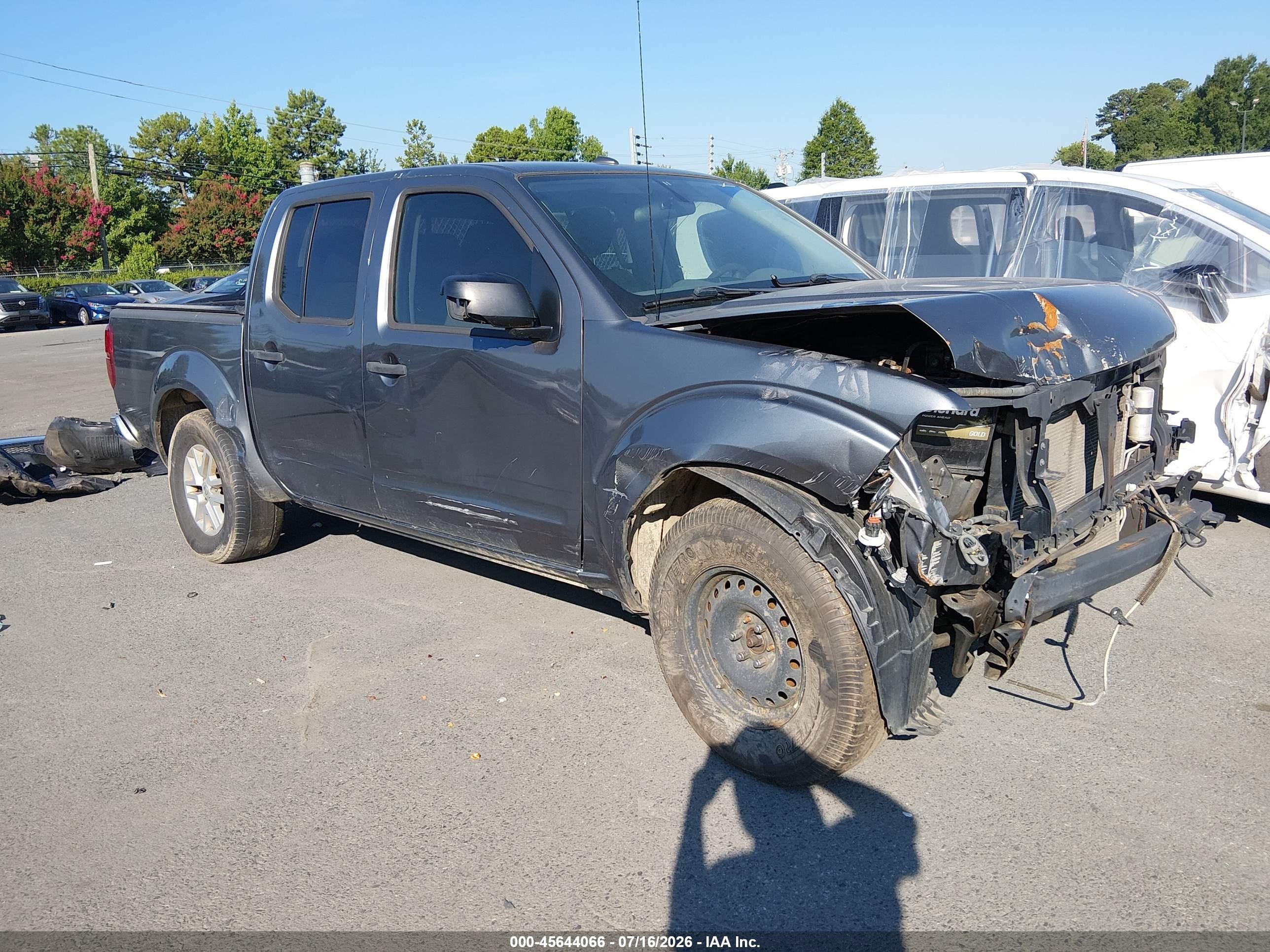 2017 Nissan Frontier S, VIN 1N6AD0EV1HN753979 — Front end