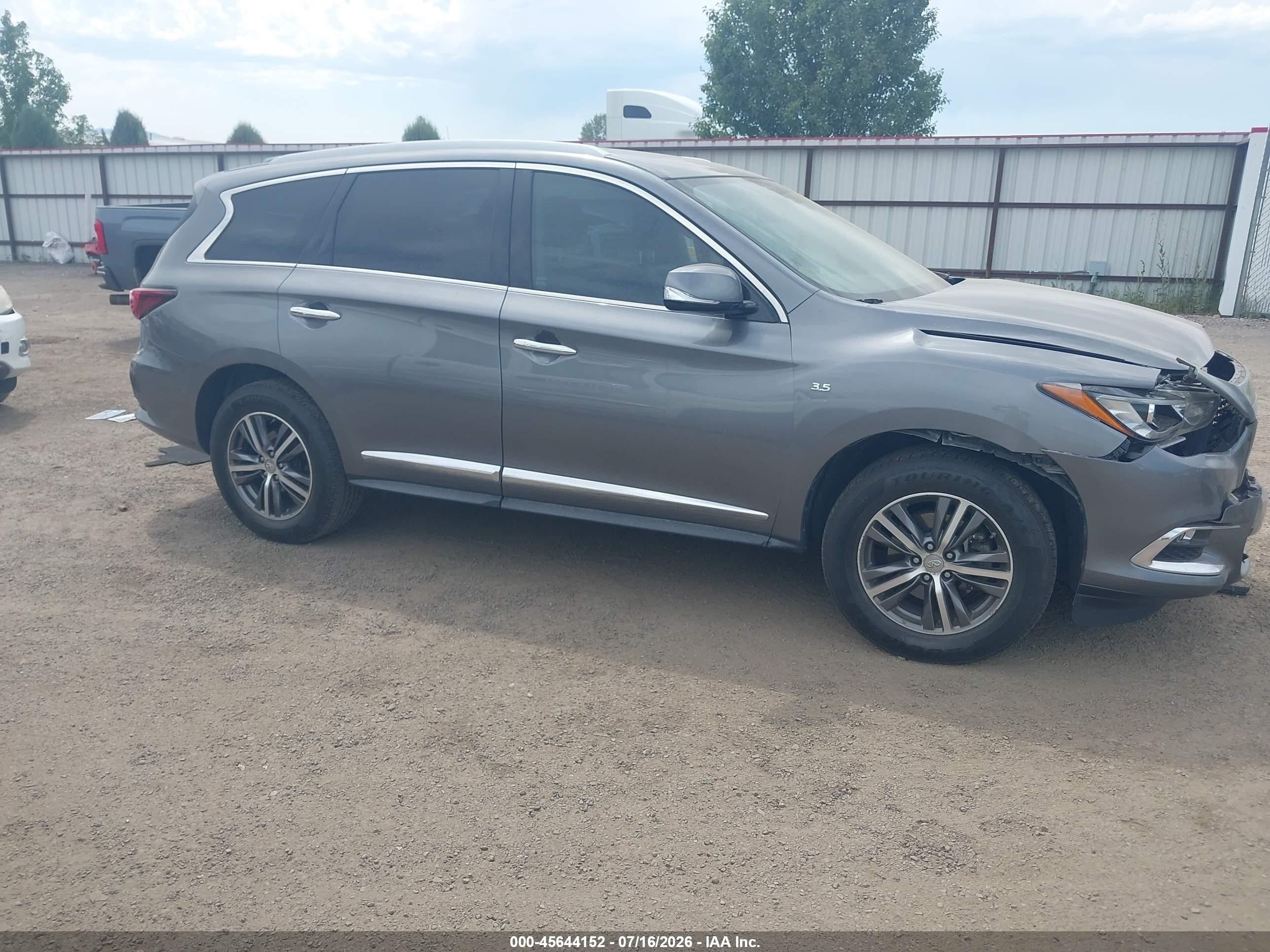2017 Infiniti QX60, VIN 5N1DL0MMXHC508861 — Front end
