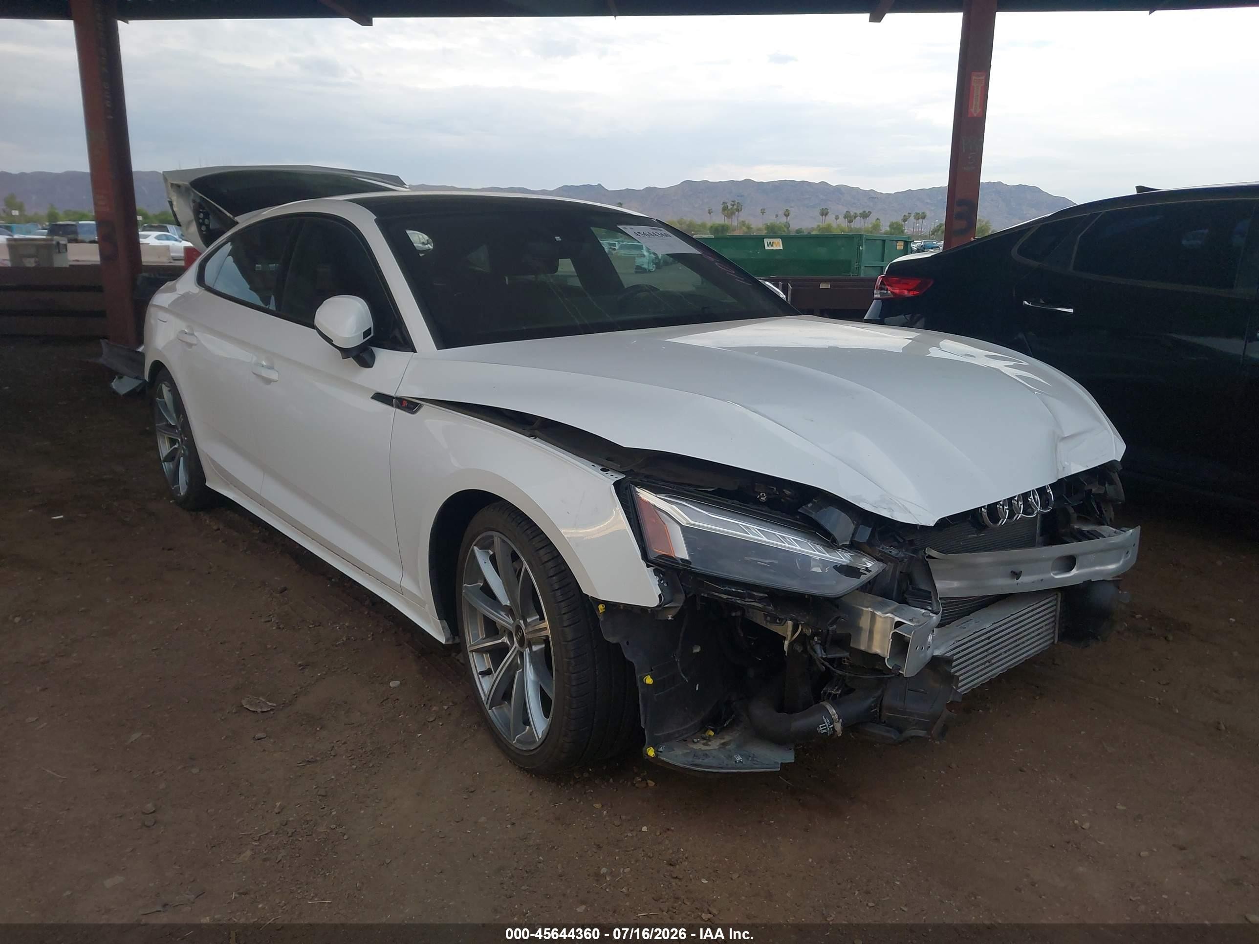 2025 Audi A5 Sportback S line Premium, VIN WAUDACF5XSA007146 — Обычный износ