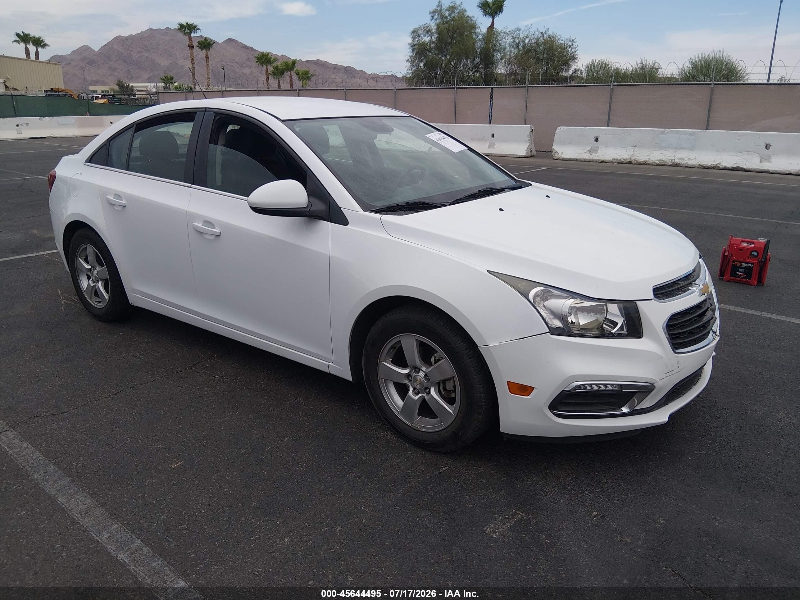 2016 Chevrolet Cruze LT, VIN 1G1PE5SB8G7196047 — Side