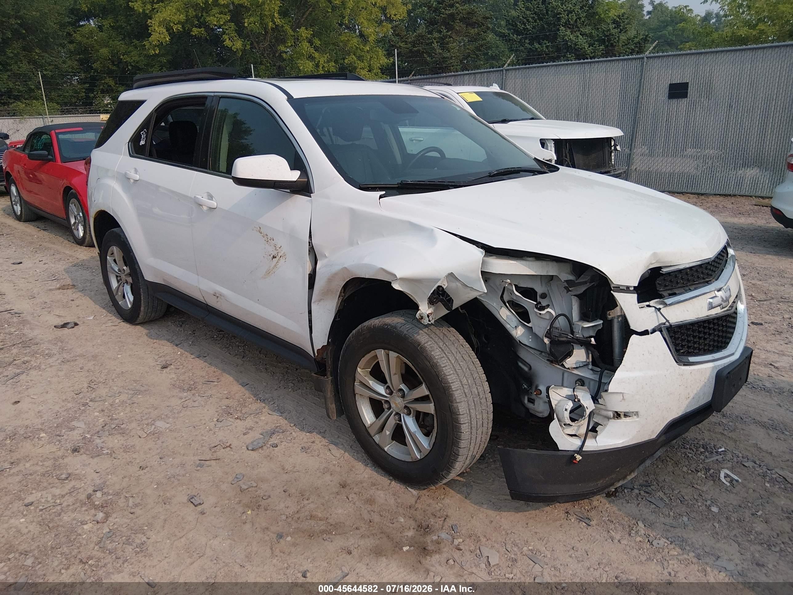2013 Chevrolet Equinox LT, VIN 1GNALPEK1DZ102186 — Front end