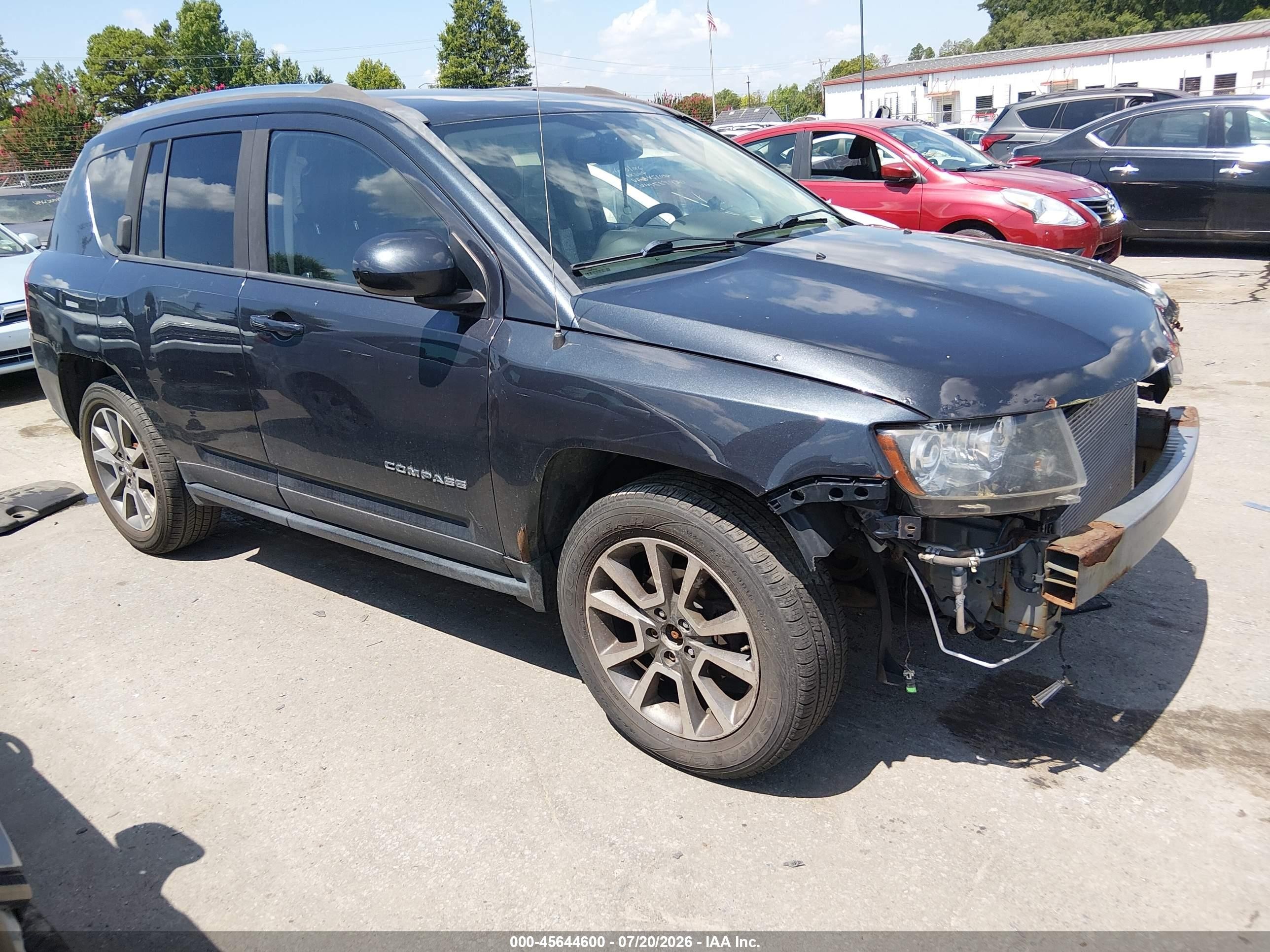 2015 Jeep Compass Limited, VIN 1C4NJDCB6FD177094 — Normal wear