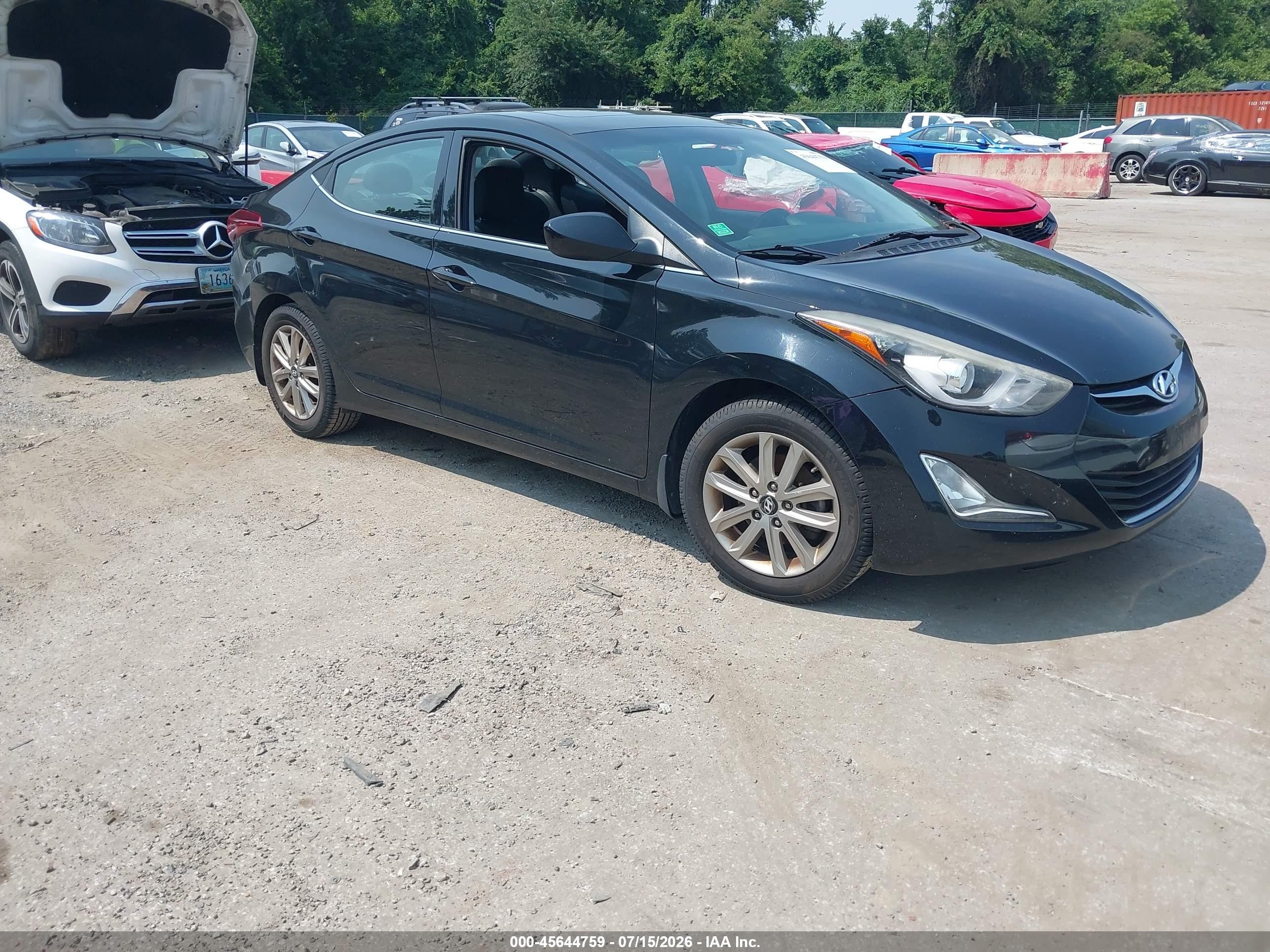 2015 Hyundai Elantra SE, VIN 5NPDH4AE0FH571656 — Normal wear