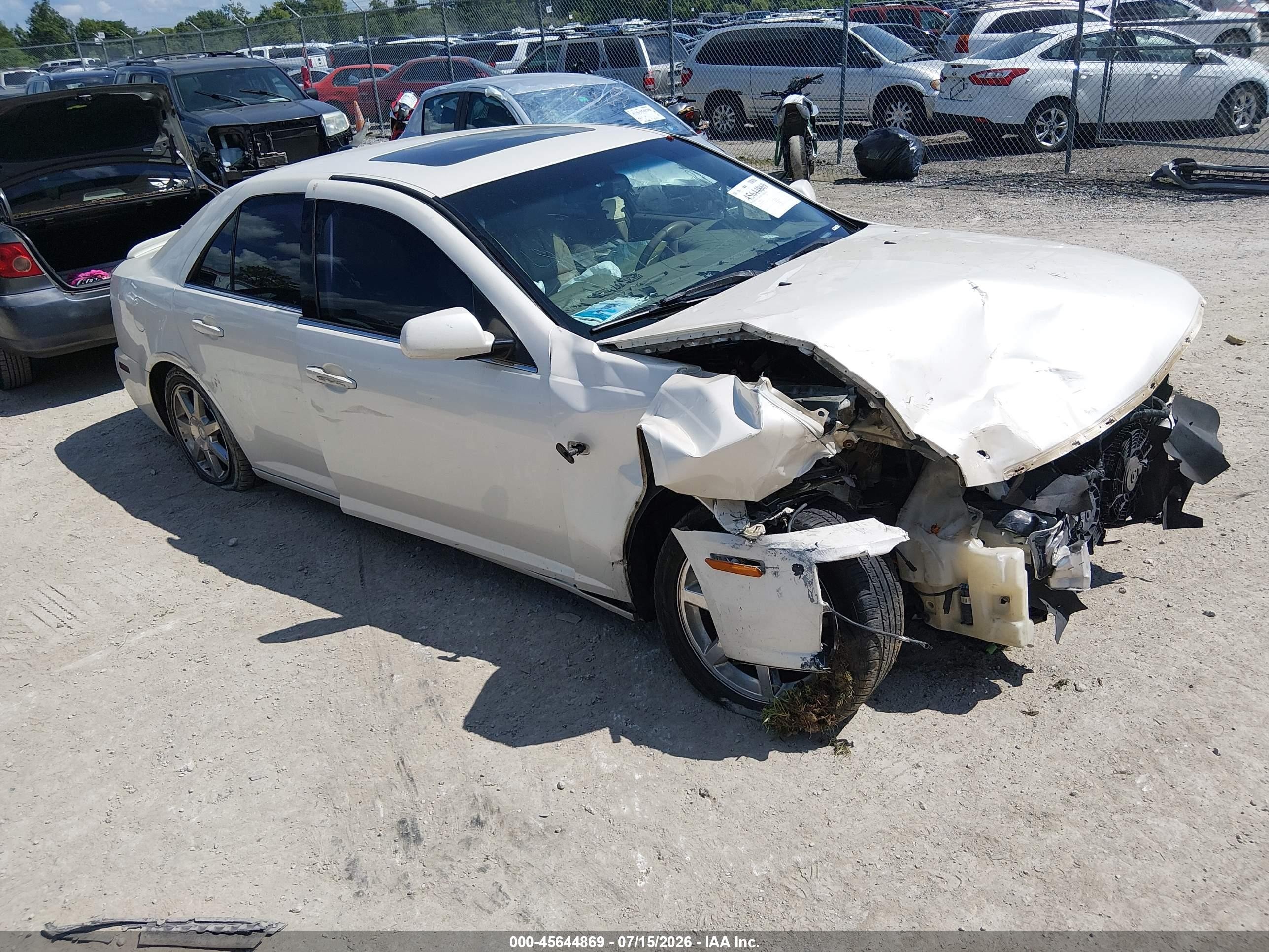 2005 Cadillac STS, VIN 1G6DC67A850155867 — Front end