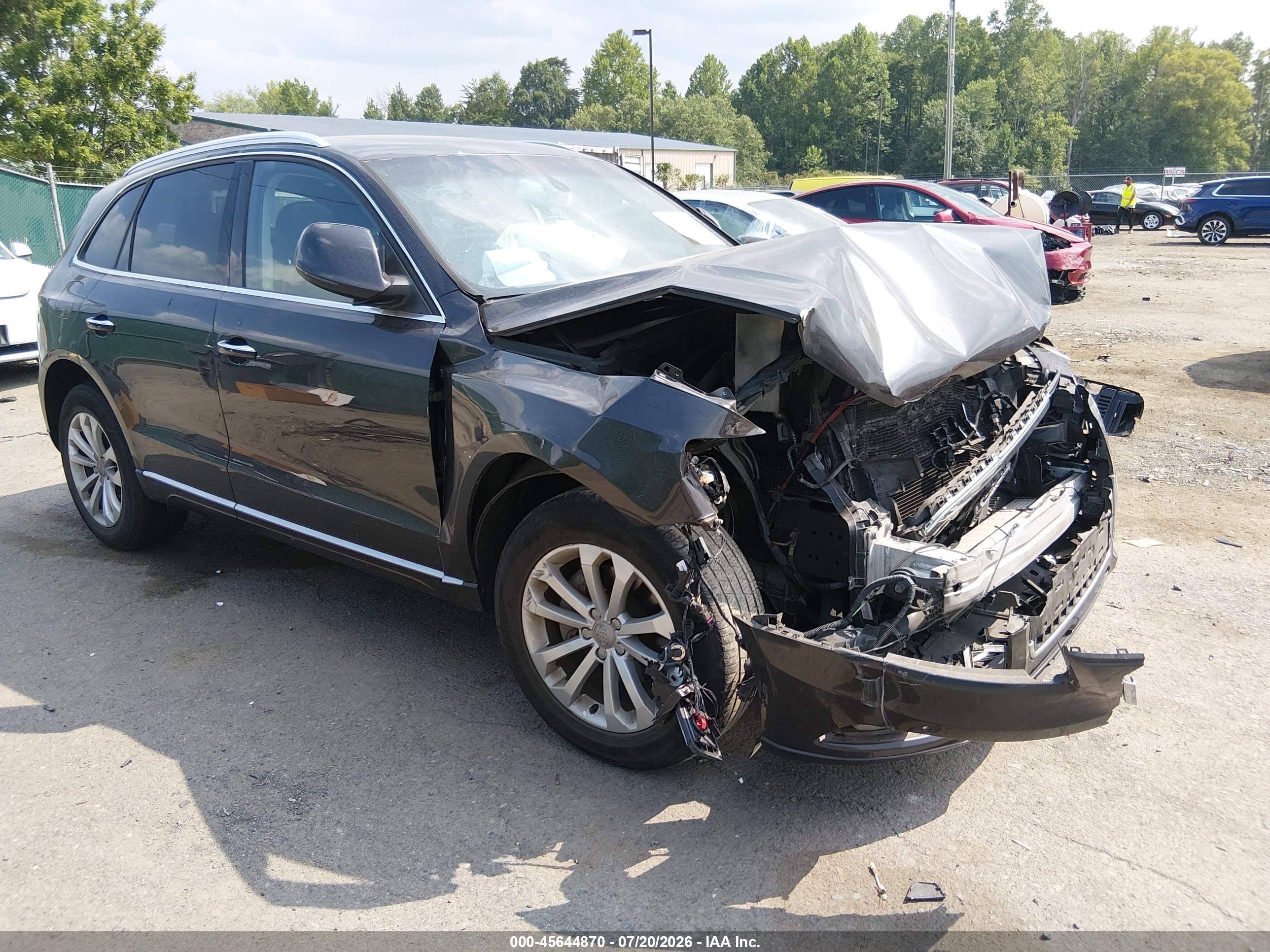 2015 Audi Q5 Premium Plus, VIN WA1LFAFP7FA059677 — Перед