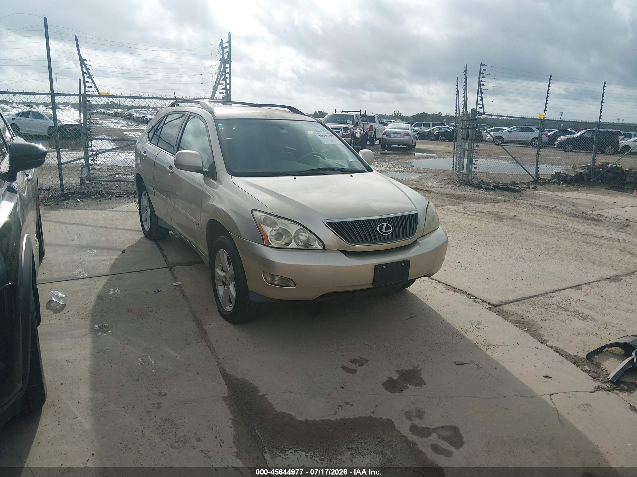 2004 Lexus RX 330, VIN JTJGA31U340030935 — Normal wear