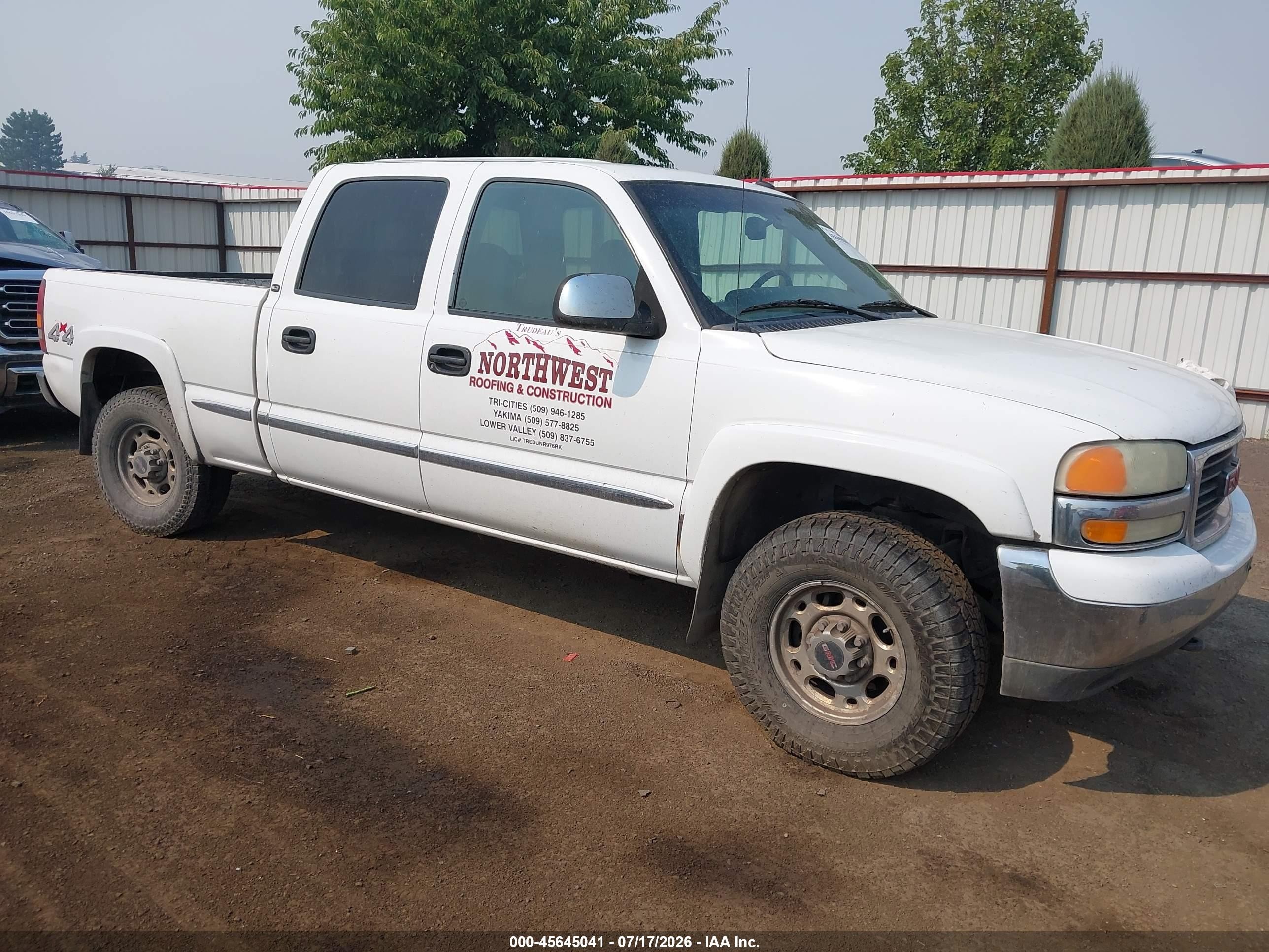 2002 GMC Sierra 1500HD SLE, VIN 1GTGK13U72F234634 — Бок