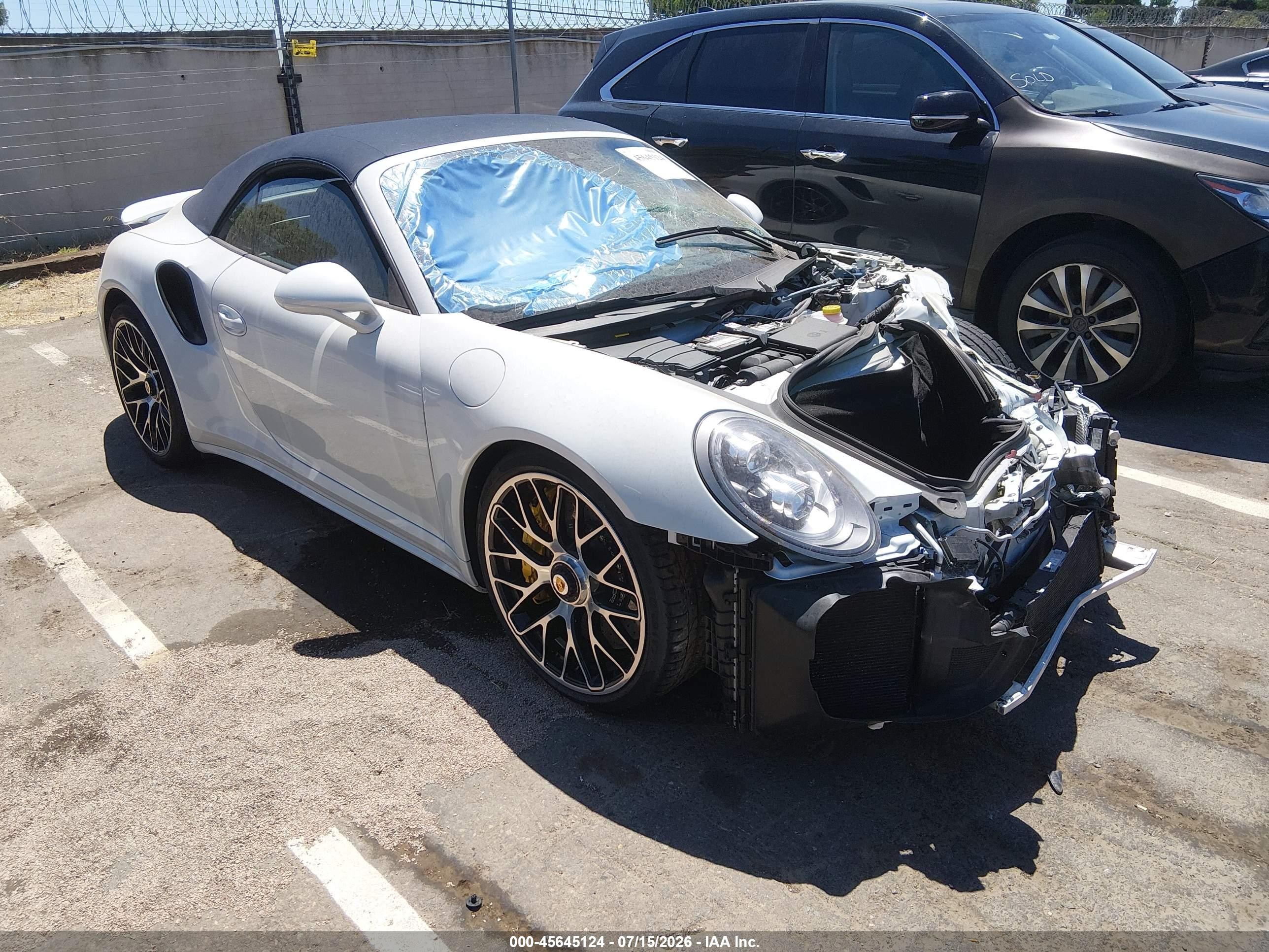 2015 Porsche 911 Turbo, VIN WP0CD2A92FS178077 — Перед