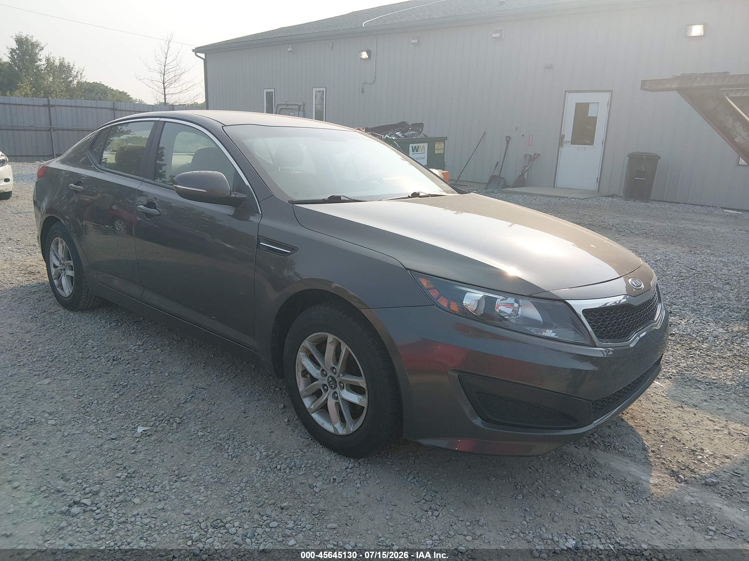 2011 Kia Optima LX, VIN KNAGM4A76B5121074 — Normal wear