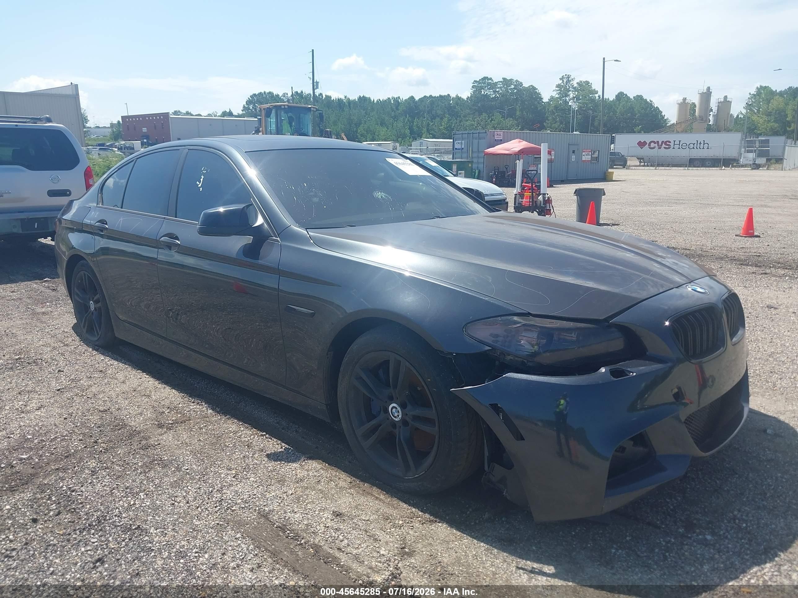 2011 BMW 5 Series 550i xDrive, VIN WBAFU9C51BC784679 — Normal wear