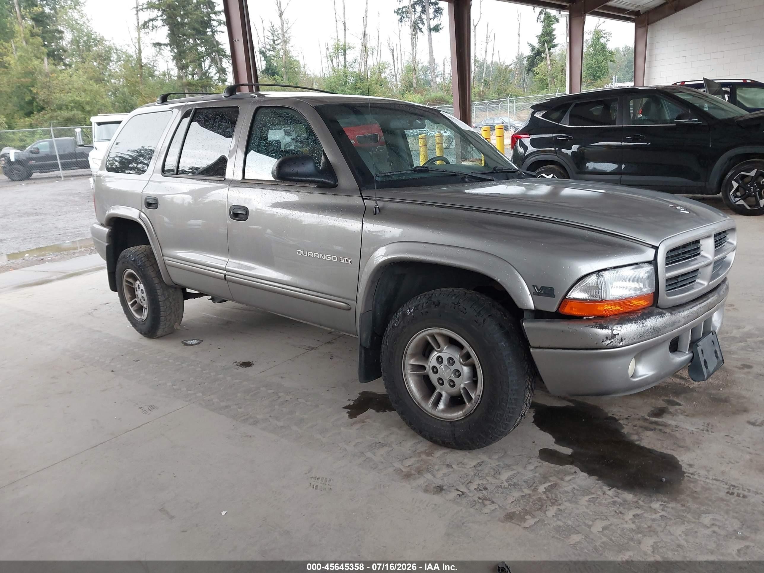2000 Dodge Durango, VIN 1B4HS28Z5YF108616 — Front end