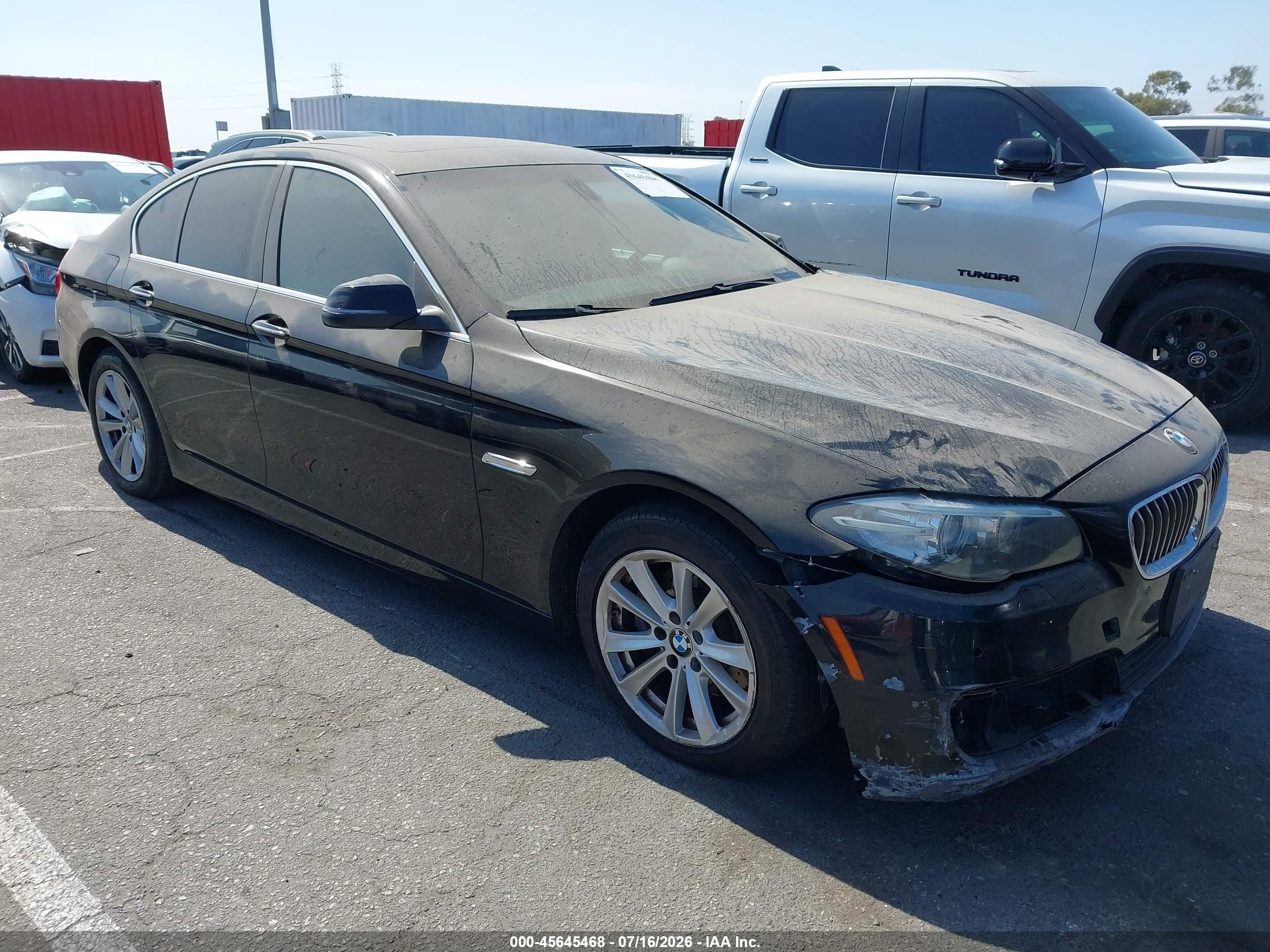 2014 BMW 5 Series 528i, VIN WBA5A5C53ED504899 — Normal wear