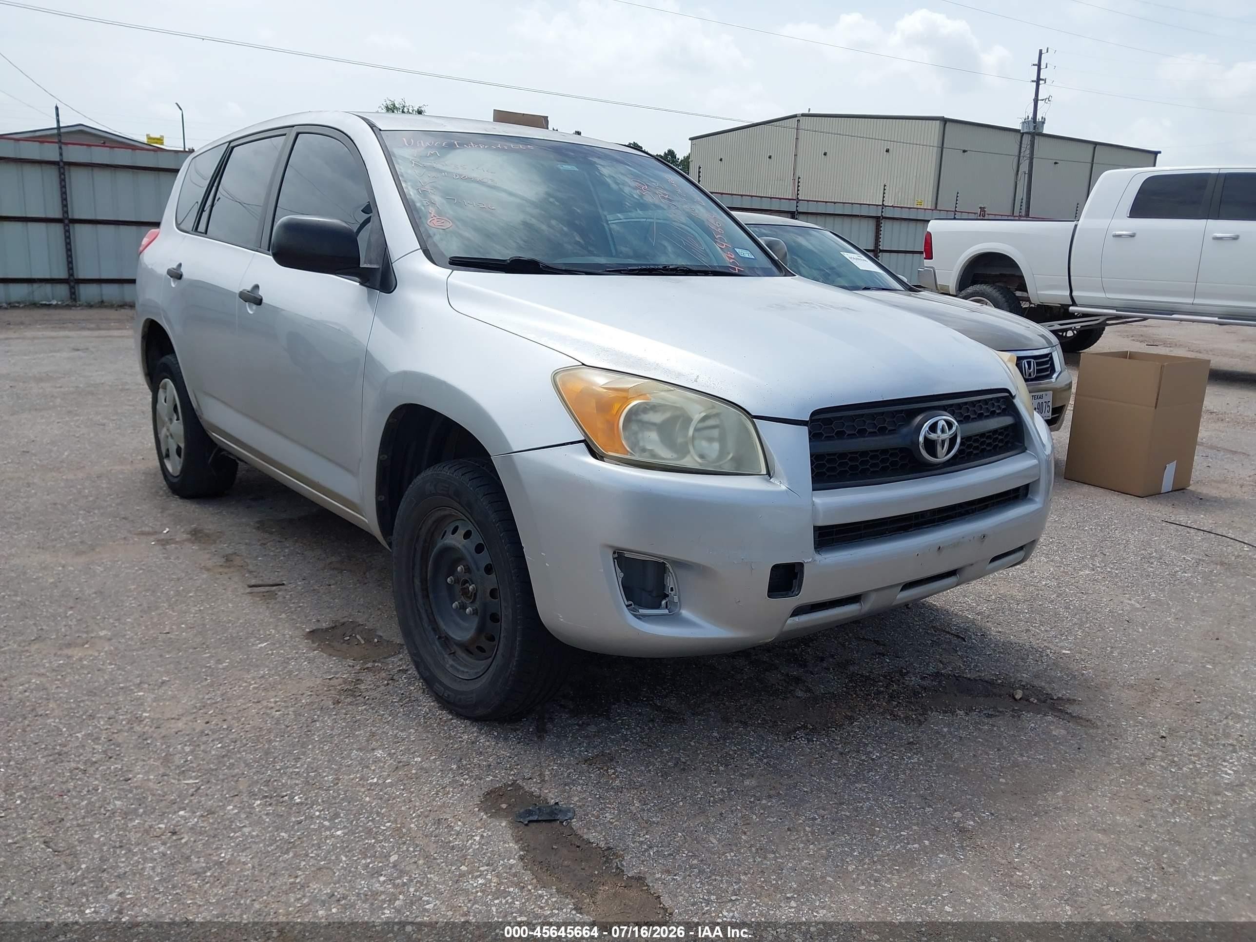 2009 Toyota RAV4, VIN JTMZF33V59D009703 — Normal wear