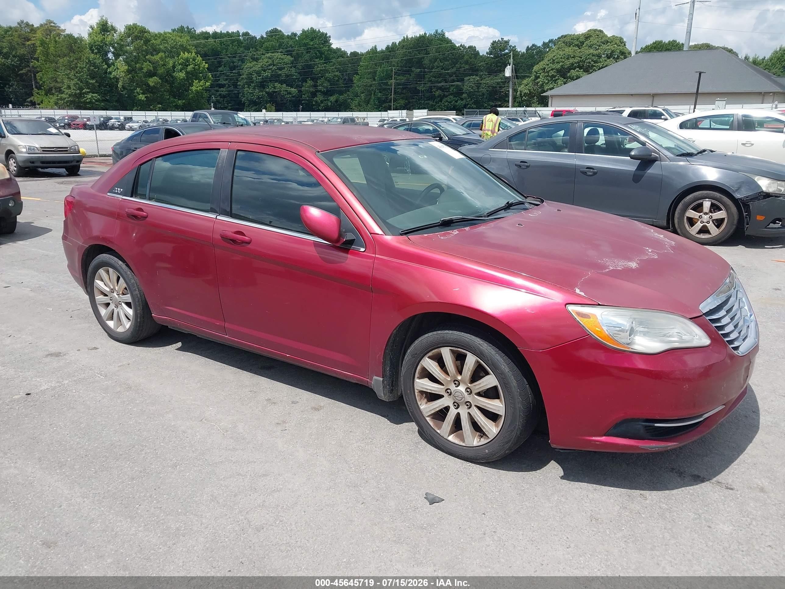 2011 Chrysler 200 Touring, VIN 1C3BC1FB3BN580028 — Обычный износ