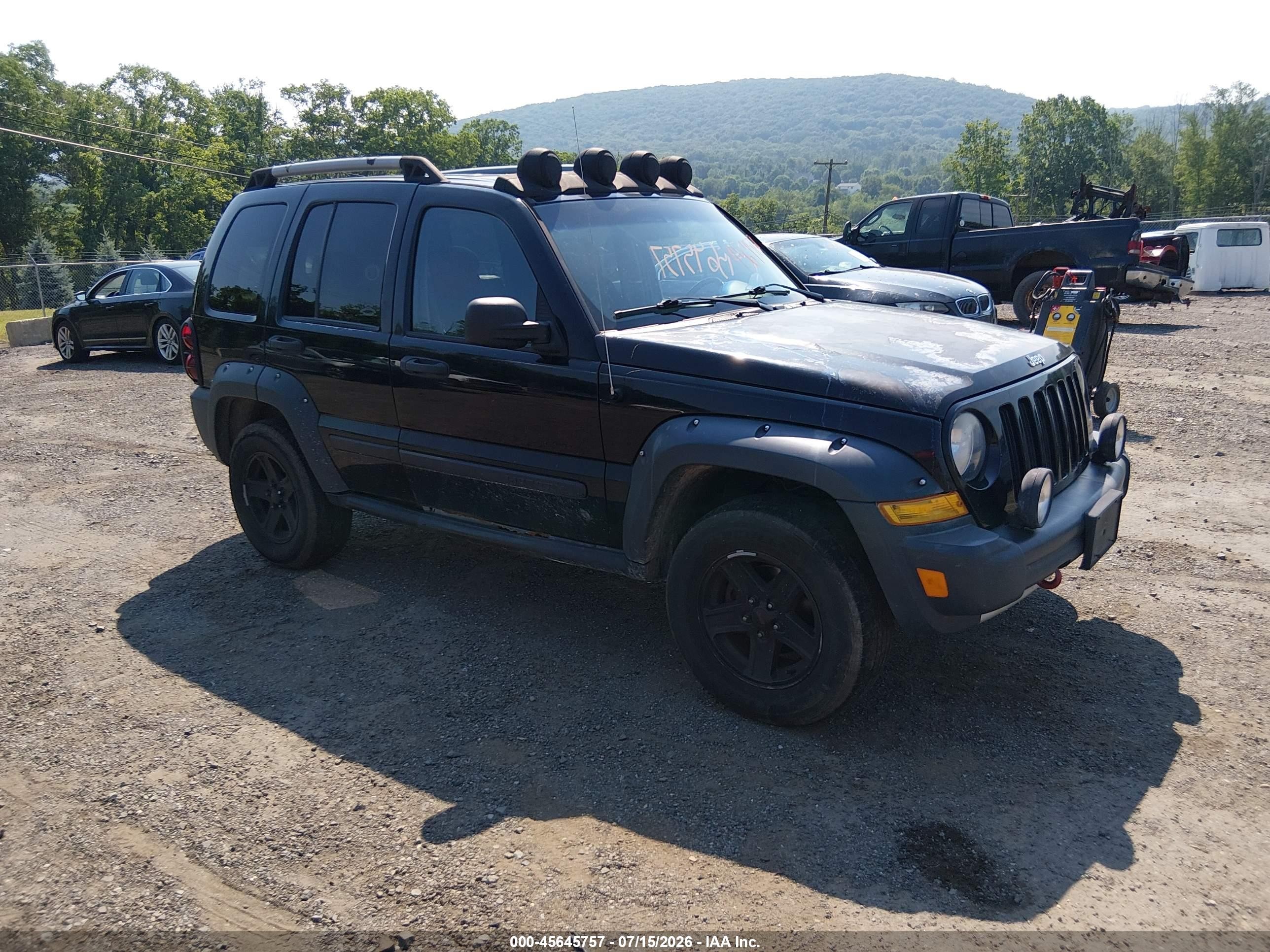 2006 Jeep Liberty Renegade, VIN 1J4GL38K06W136125 — Normal wear