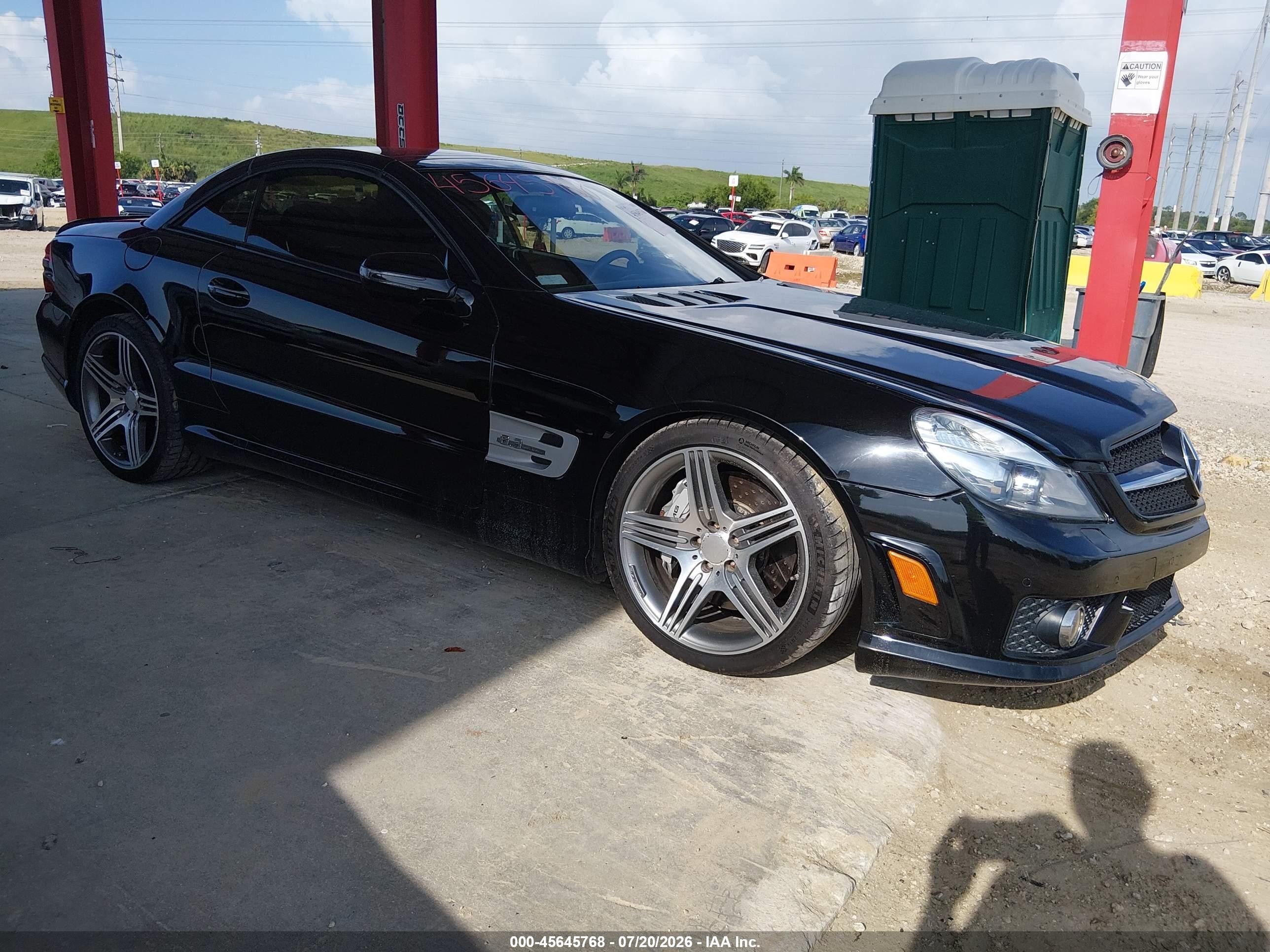 2011 Mercedes-Benz SL, VIN WDBSK7AA9BF162694 — Normal wear