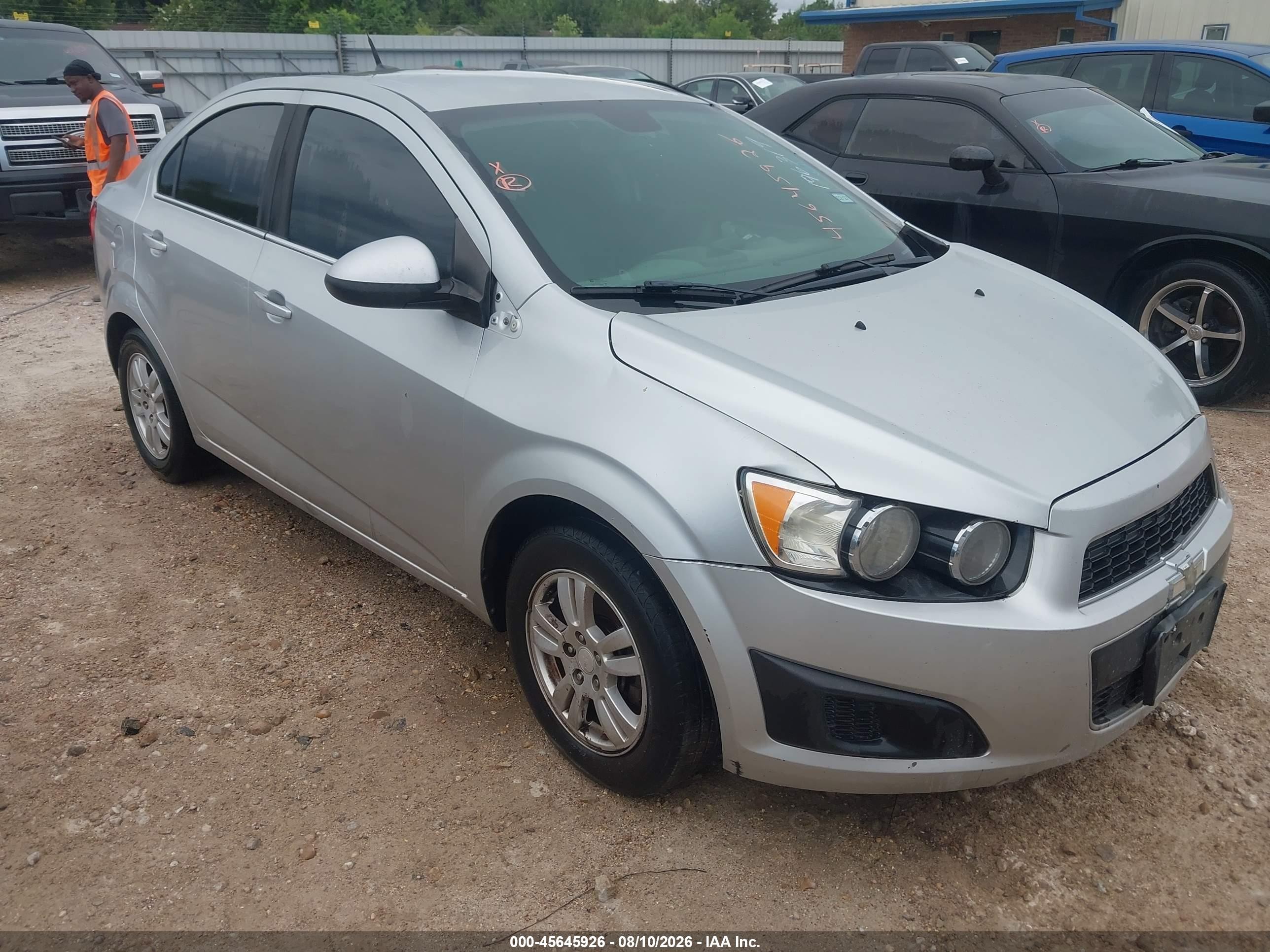 2013 Chevrolet Sonic LT, VIN 1G1JC5SH8D4196319 — Normal wear
