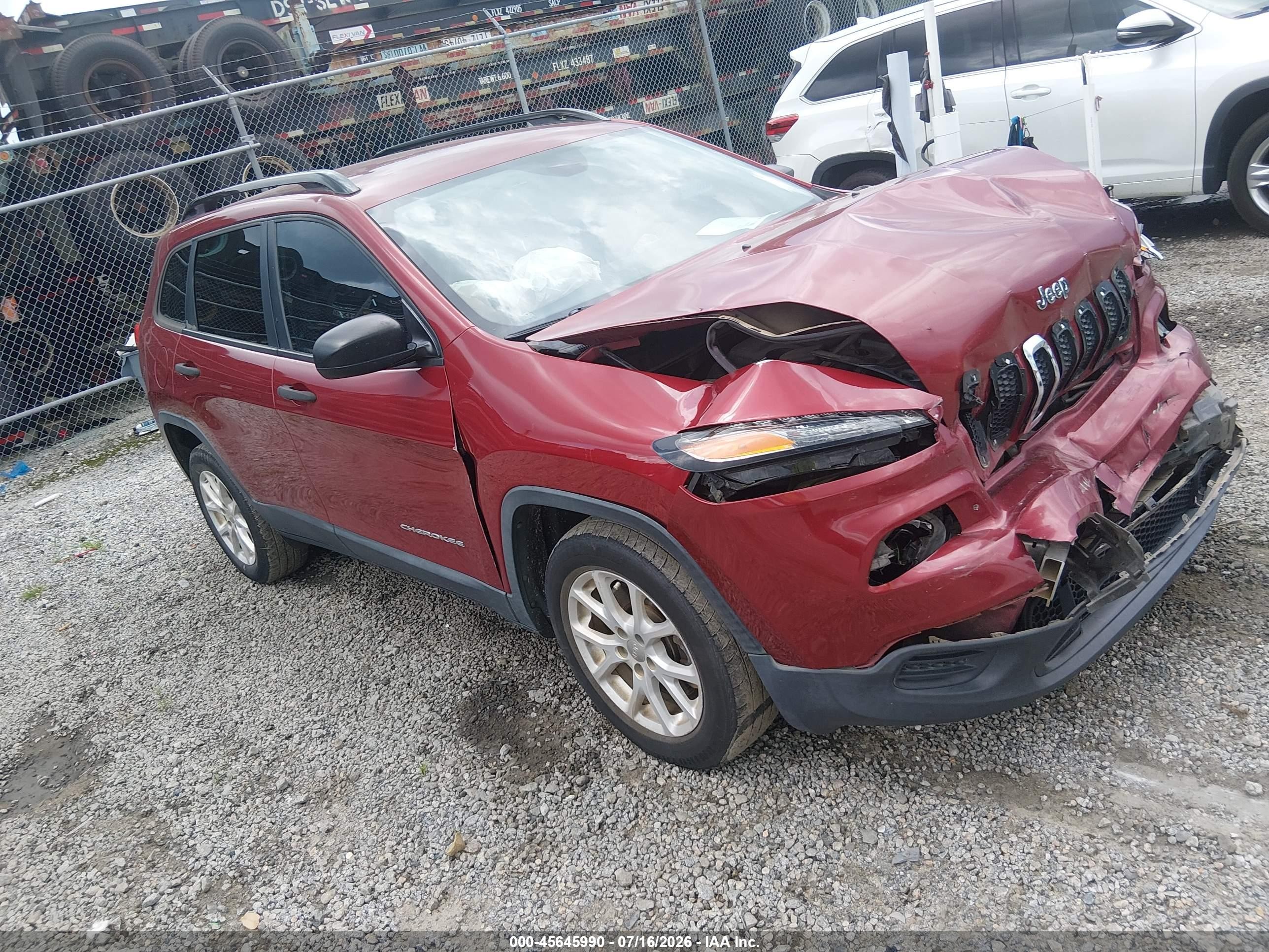 2017 Jeep Cherokee Sport, VIN 1C4PJLAB8HW626482 — Front end