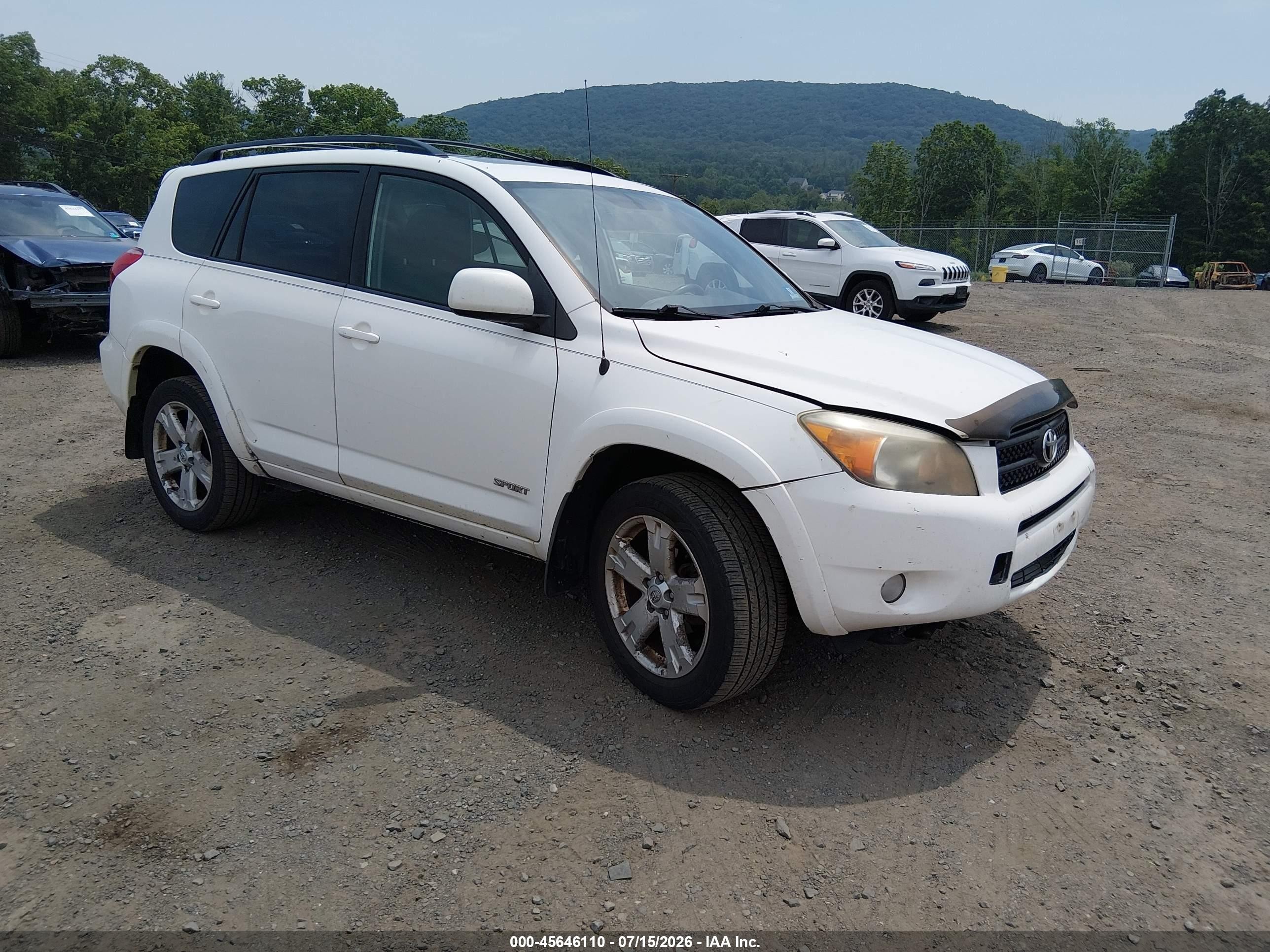 2008 Toyota RAV4 Sport, VIN JTMBD32V485180928 — Normal wear