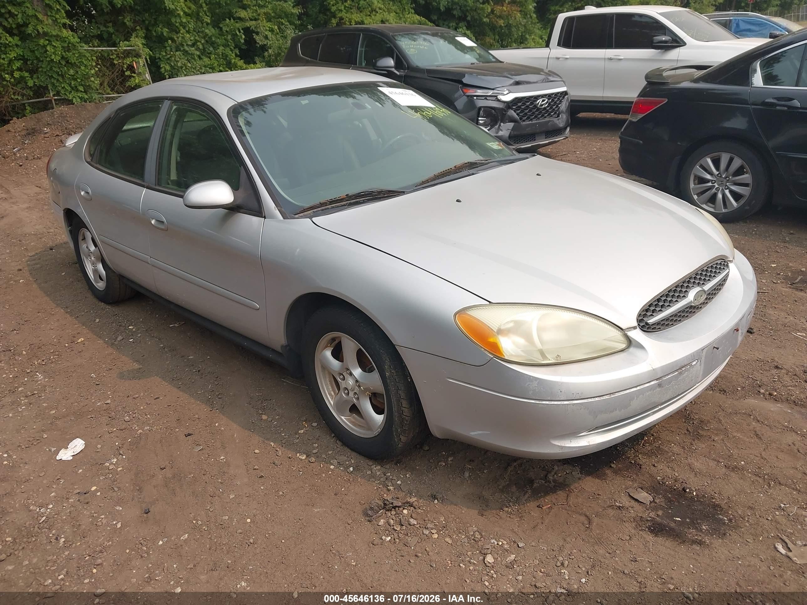 2003 Ford Taurus SES Standard, VIN 1FAFP55U23G271674 — Normal wear