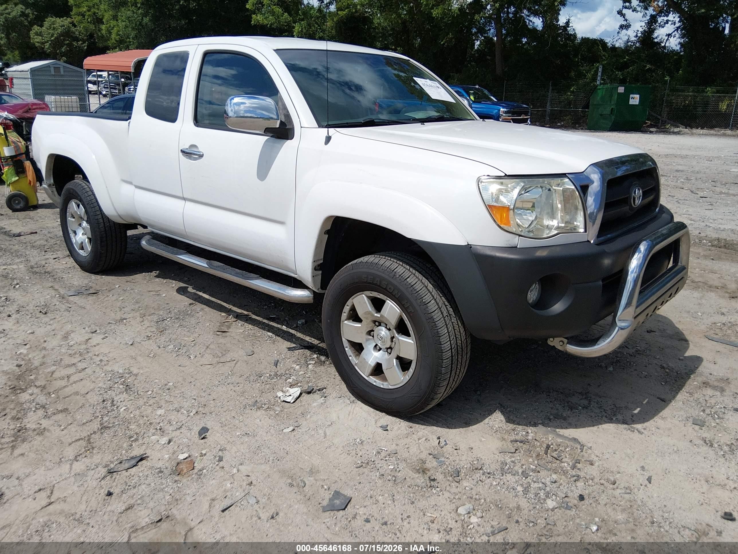 2007 Toyota Tacoma PreRunner, VIN 5TETU62N67Z381649 — Rear end