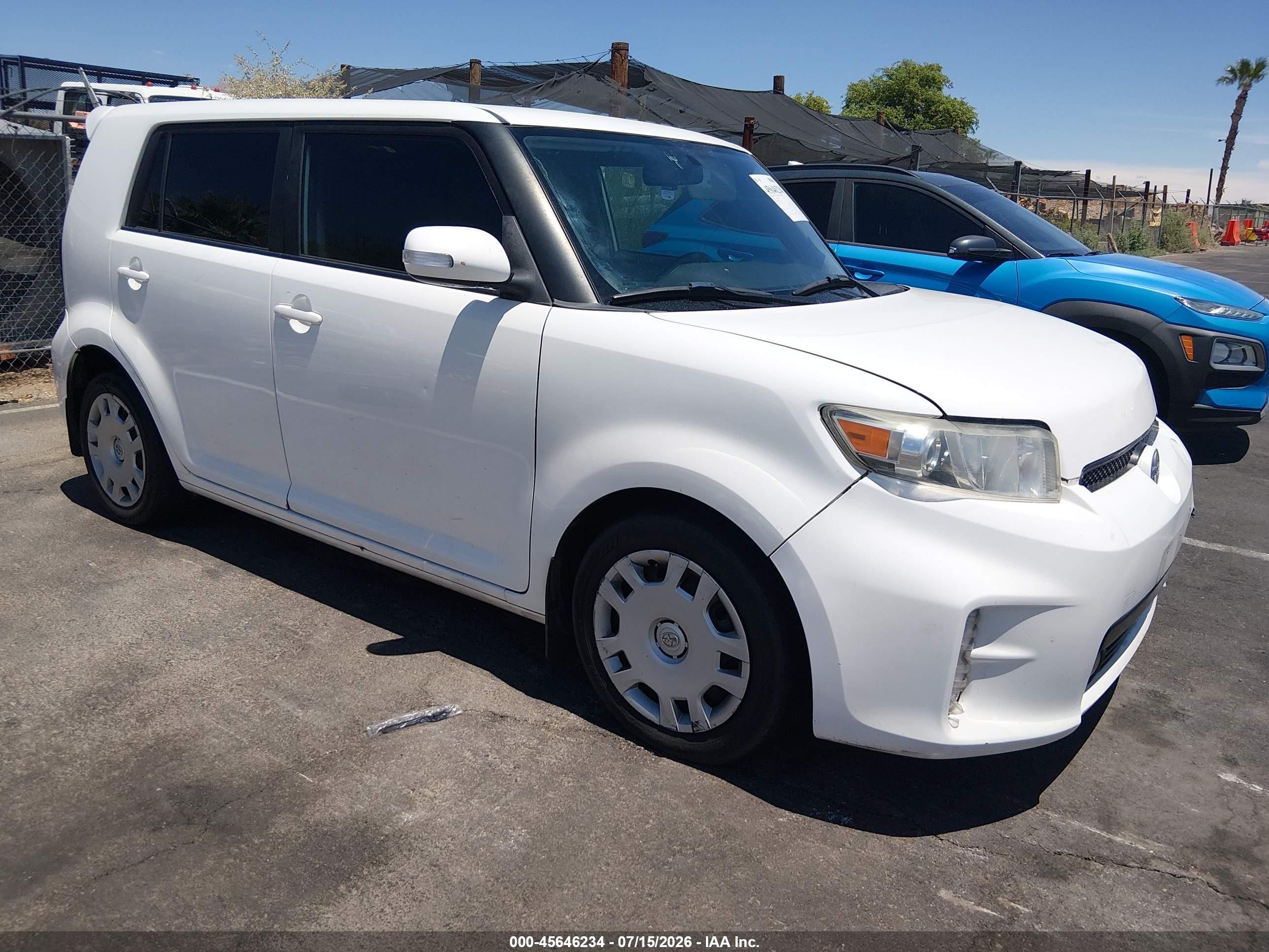 2015 Scion xB, VIN JTLZE4FE3FJ070702 — Normal wear