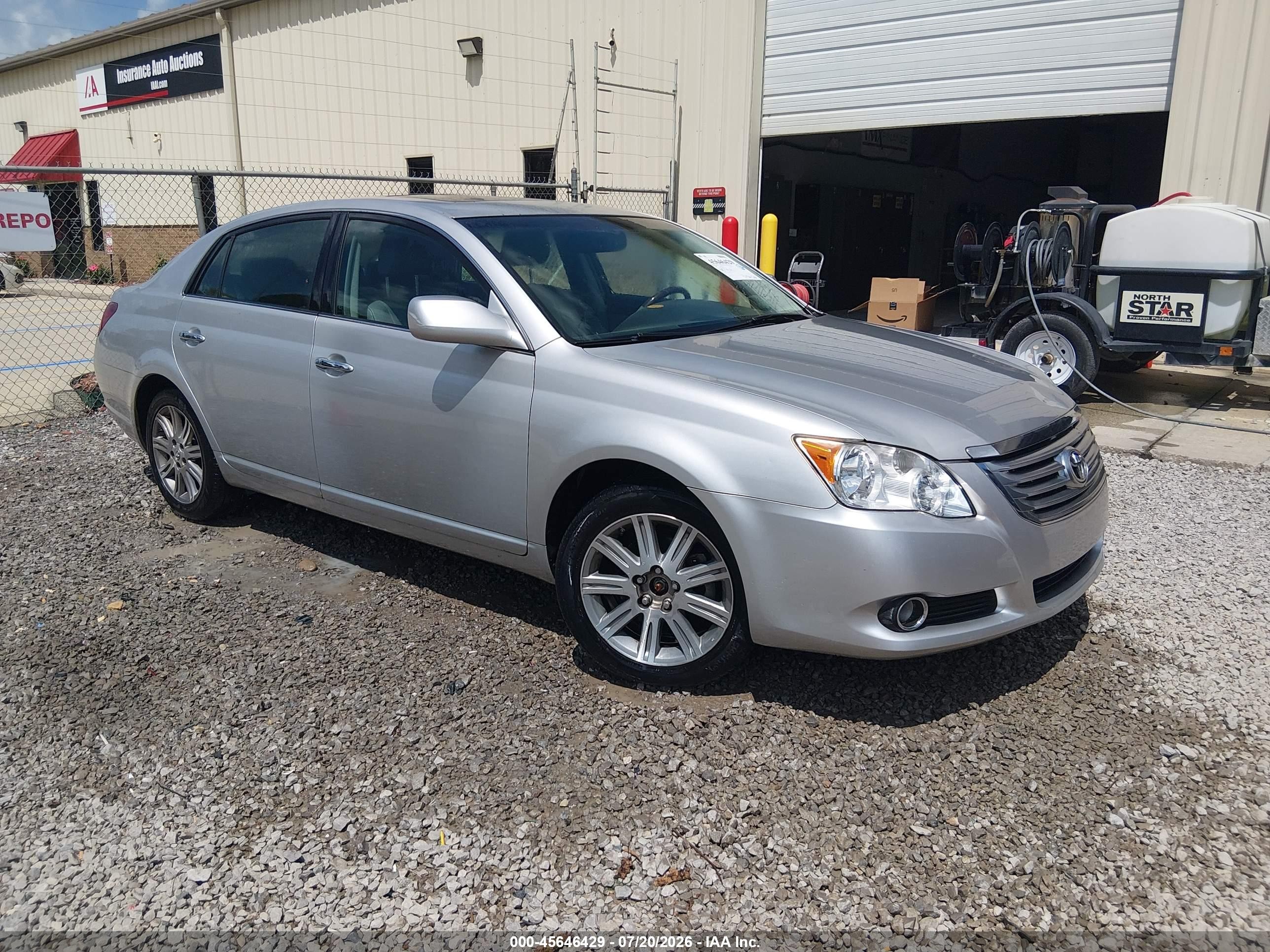2008 Toyota Avalon Limited, VIN 4T1BK36B98U314212 — Normal wear