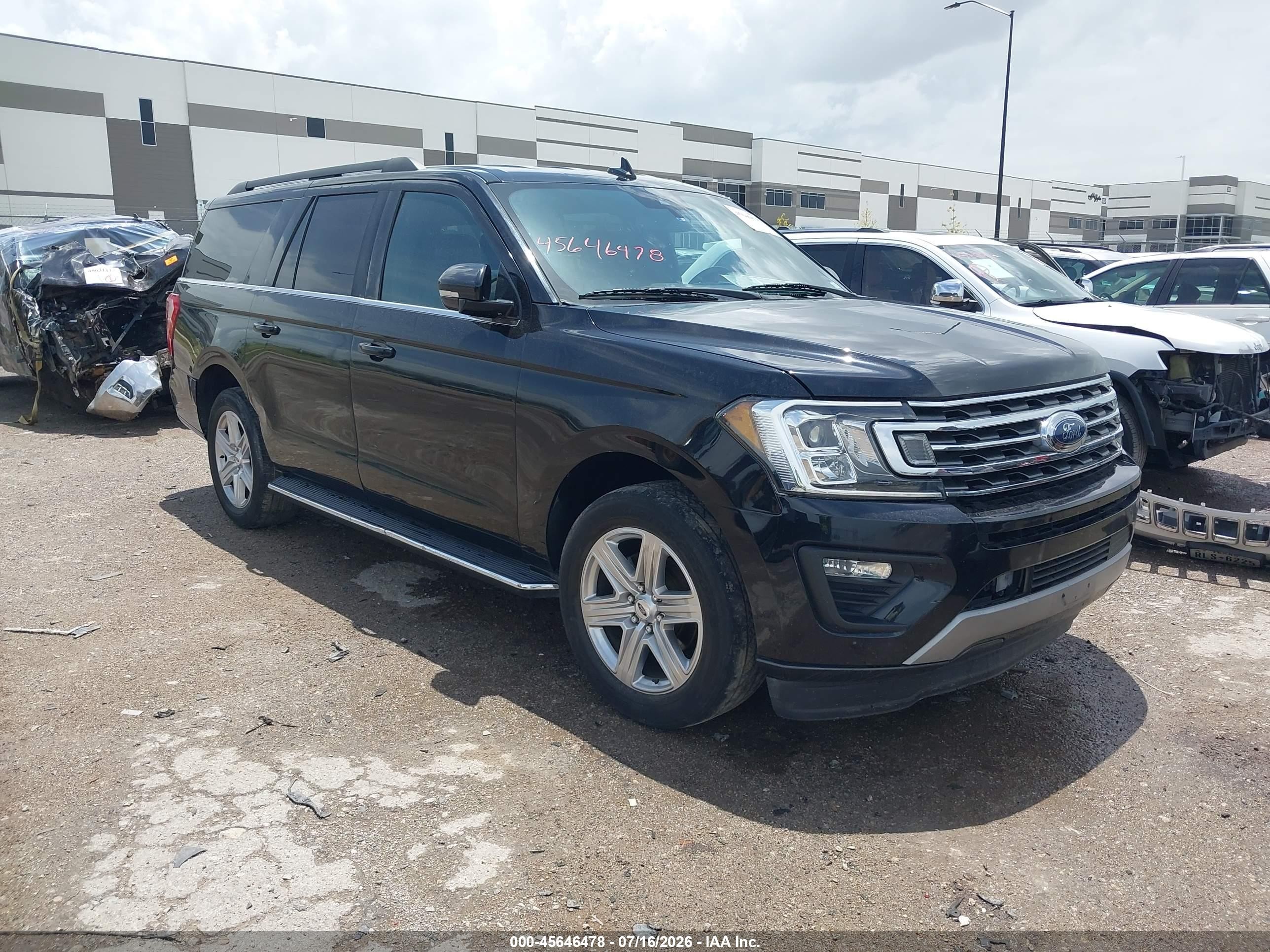 2019 Ford Expedition Max XLT, VIN 1FMJK1HT7KEA73290 — Град
