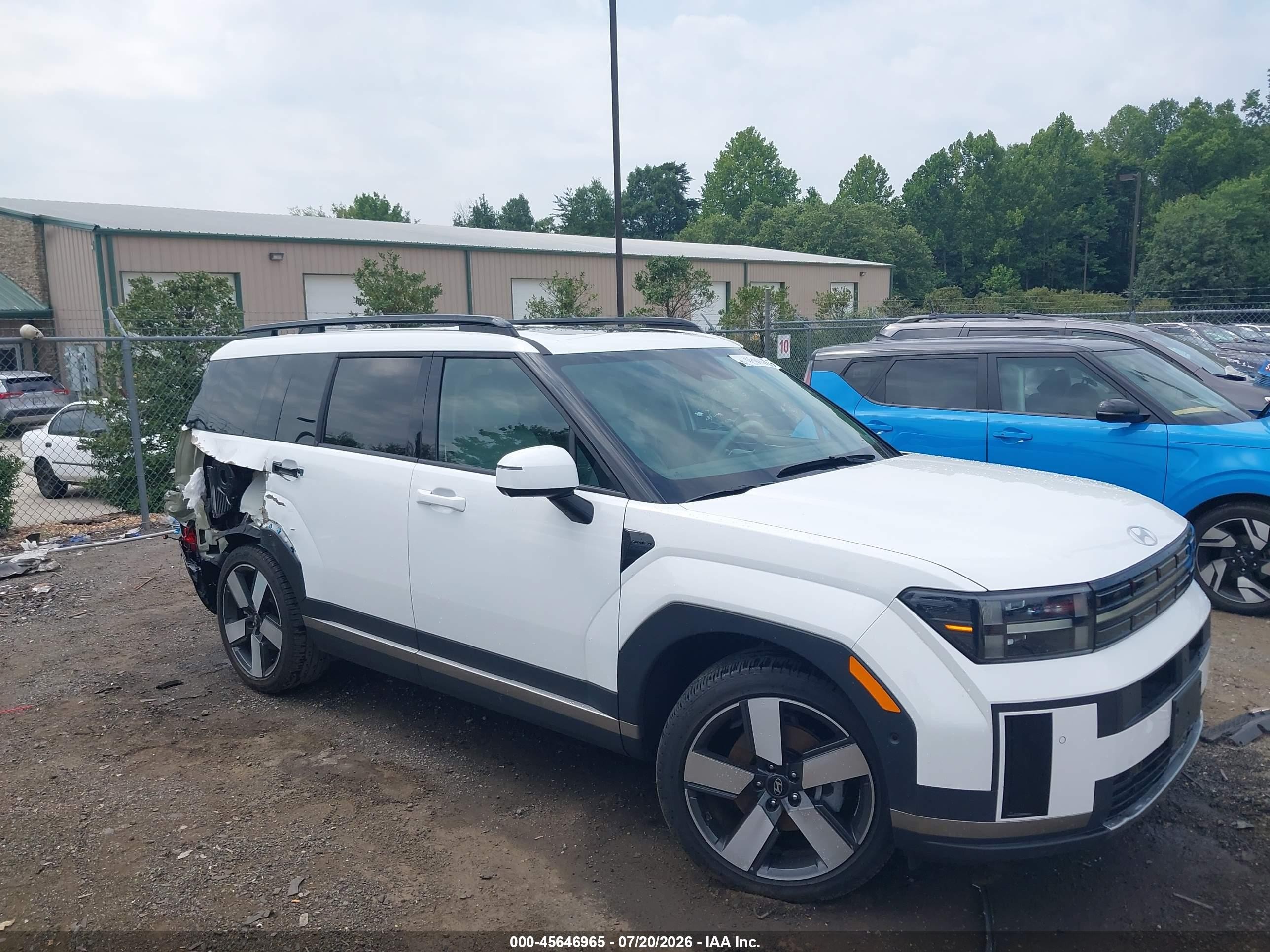 2025 Hyundai Santa Fe Limited, VIN 5NMP34G12SH071182 — Бок