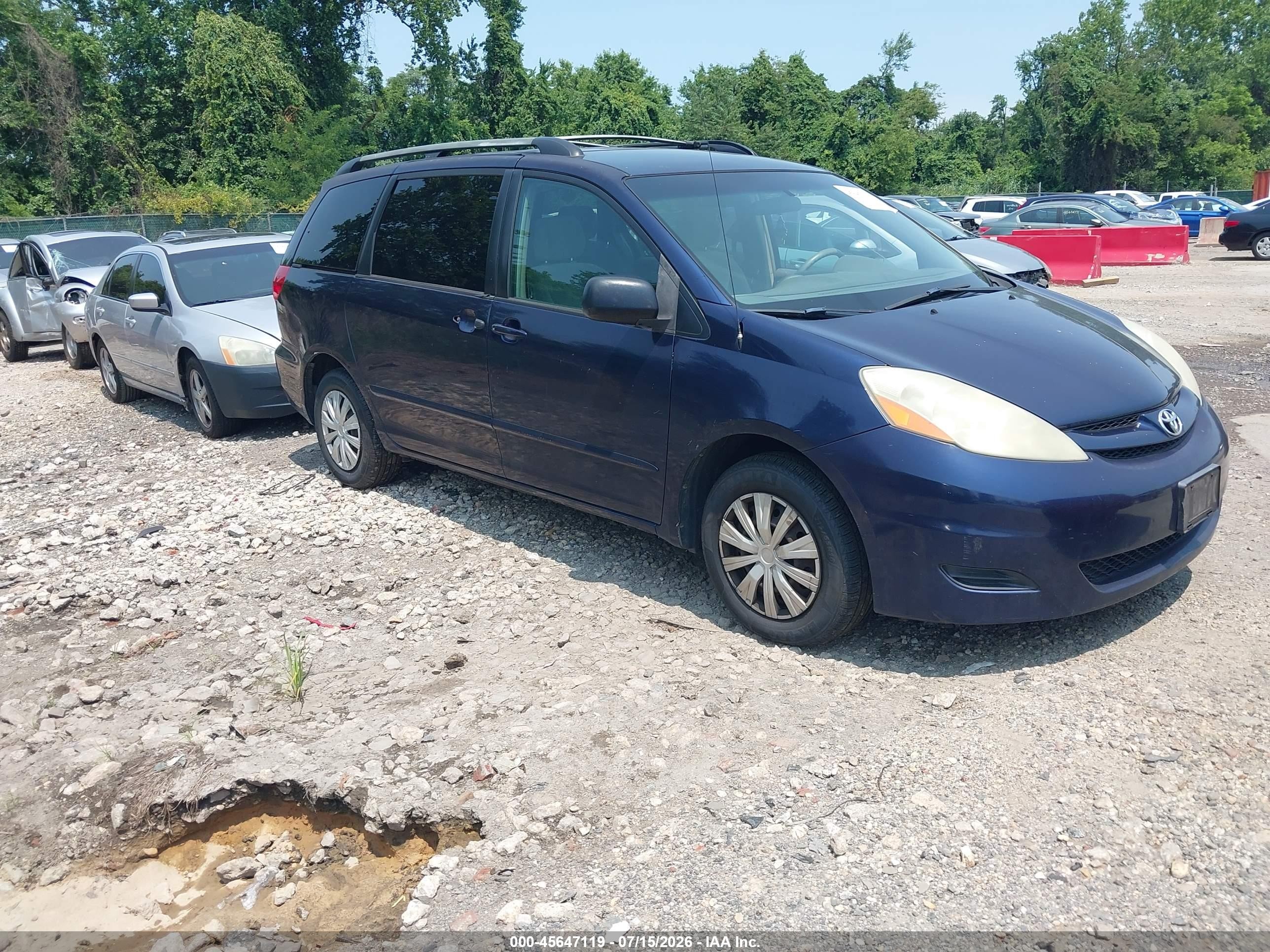 2006 Toyota Sienna CE, VIN 5TDZA23C86S396500 — Normal wear