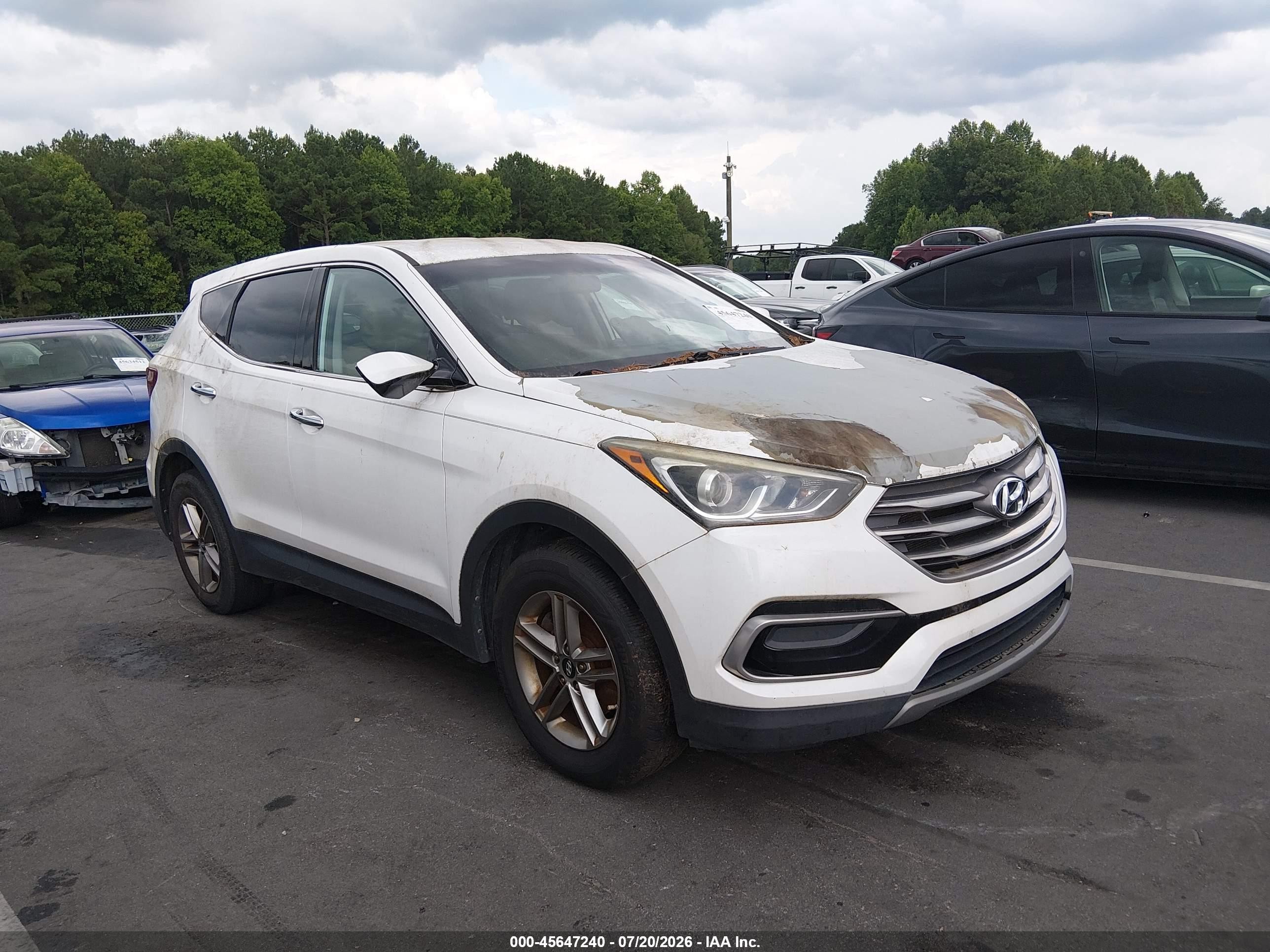 2017 Hyundai Santa Fe 2.4L, VIN 5NMZT3LB7HH022425 — Normal wear