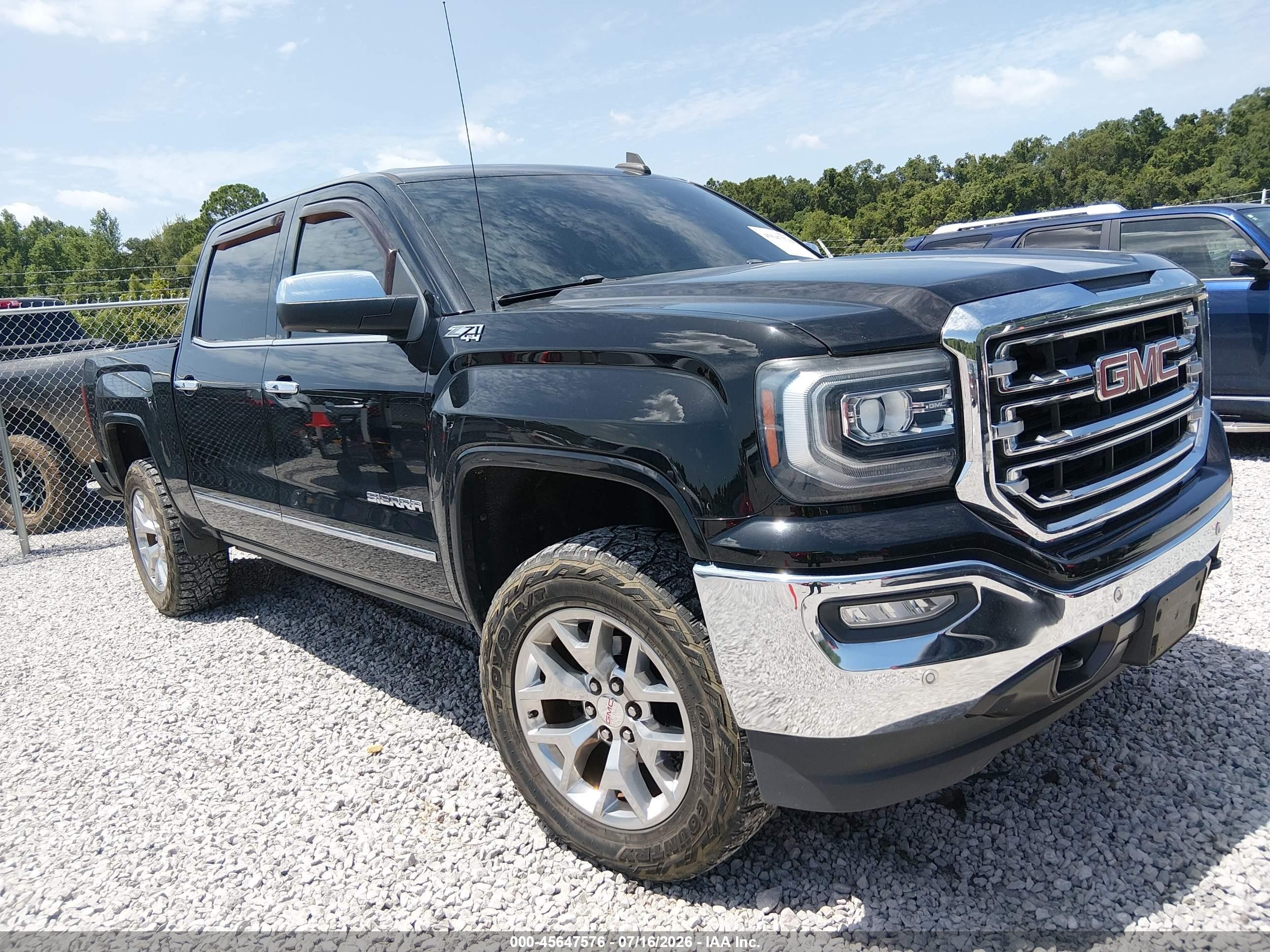 2018 GMC Sierra 1500 SLT, VIN 3GTU2NEC3JG315254 — Rear end