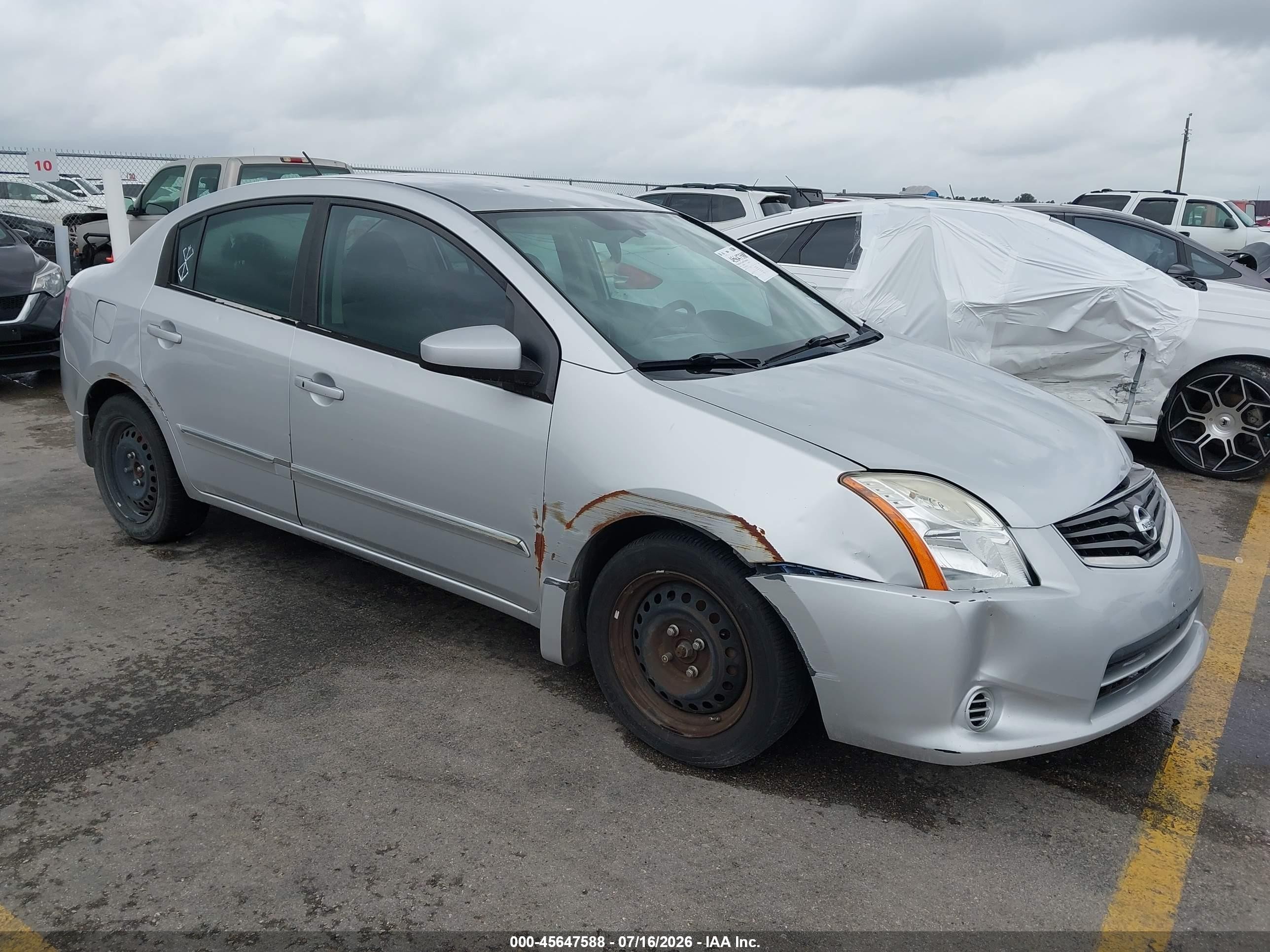 2010 Nissan Sentra S, VIN 3N1AB6APXAL701844 — Side