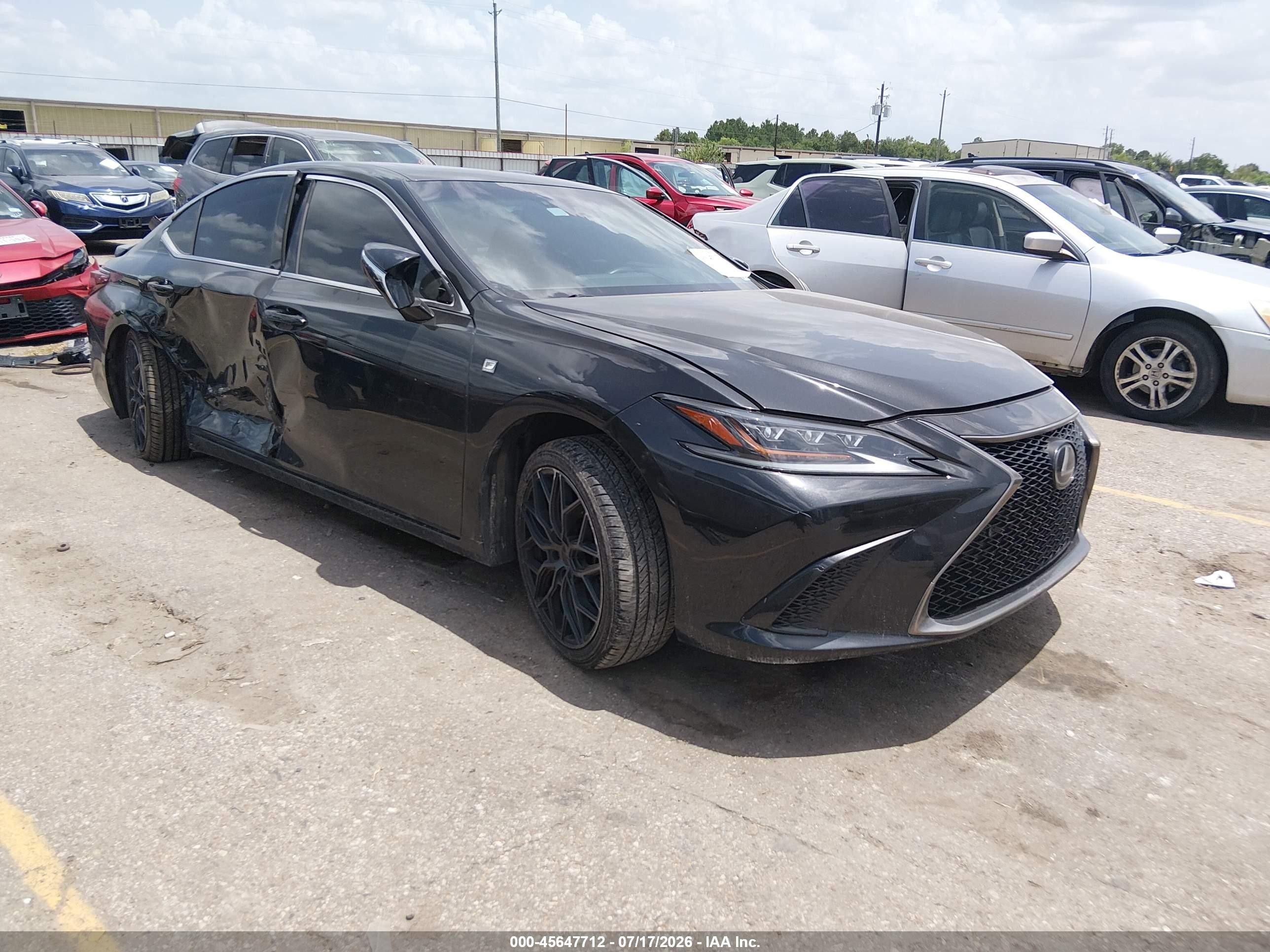 2019 Lexus ES 350, VIN 58ABZ1B1XKU049460 — Side