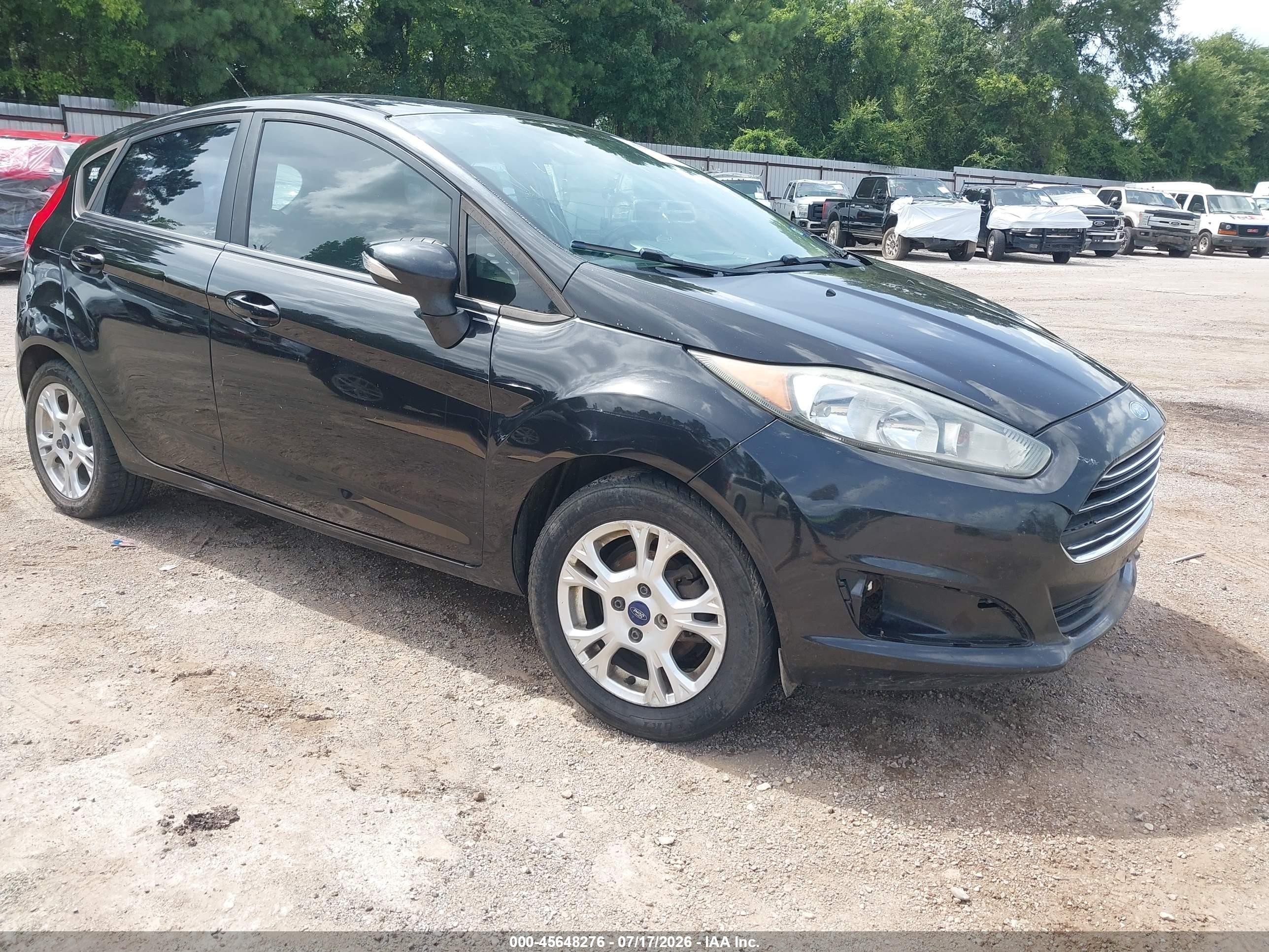 2014 Ford Fiesta SE, VIN 3FADP4EJ7EM151806 — Normal wear