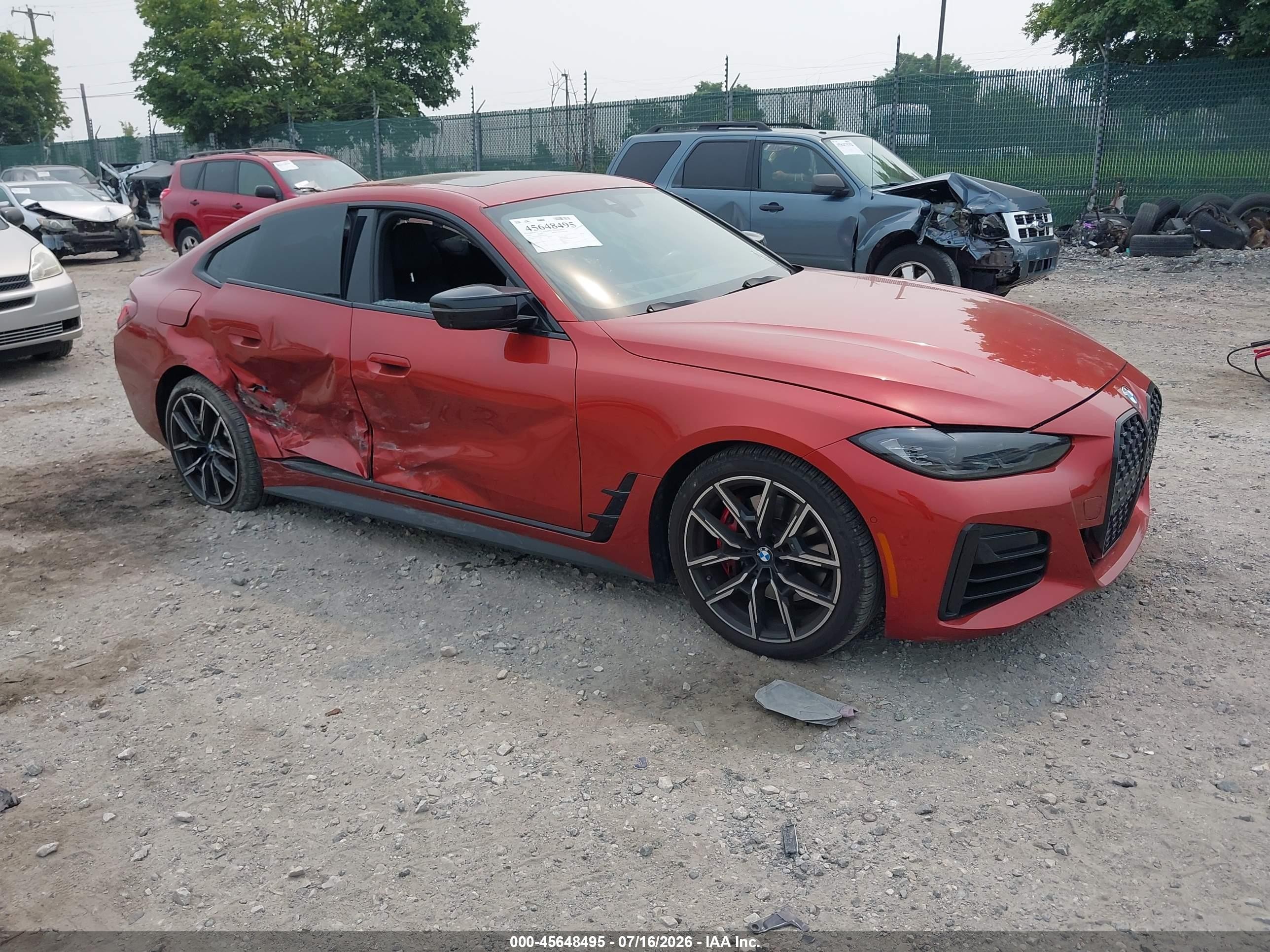 2024 BMW 4 Series M440i xDrive, VIN WBA13AW05RFR10629 — Бок
