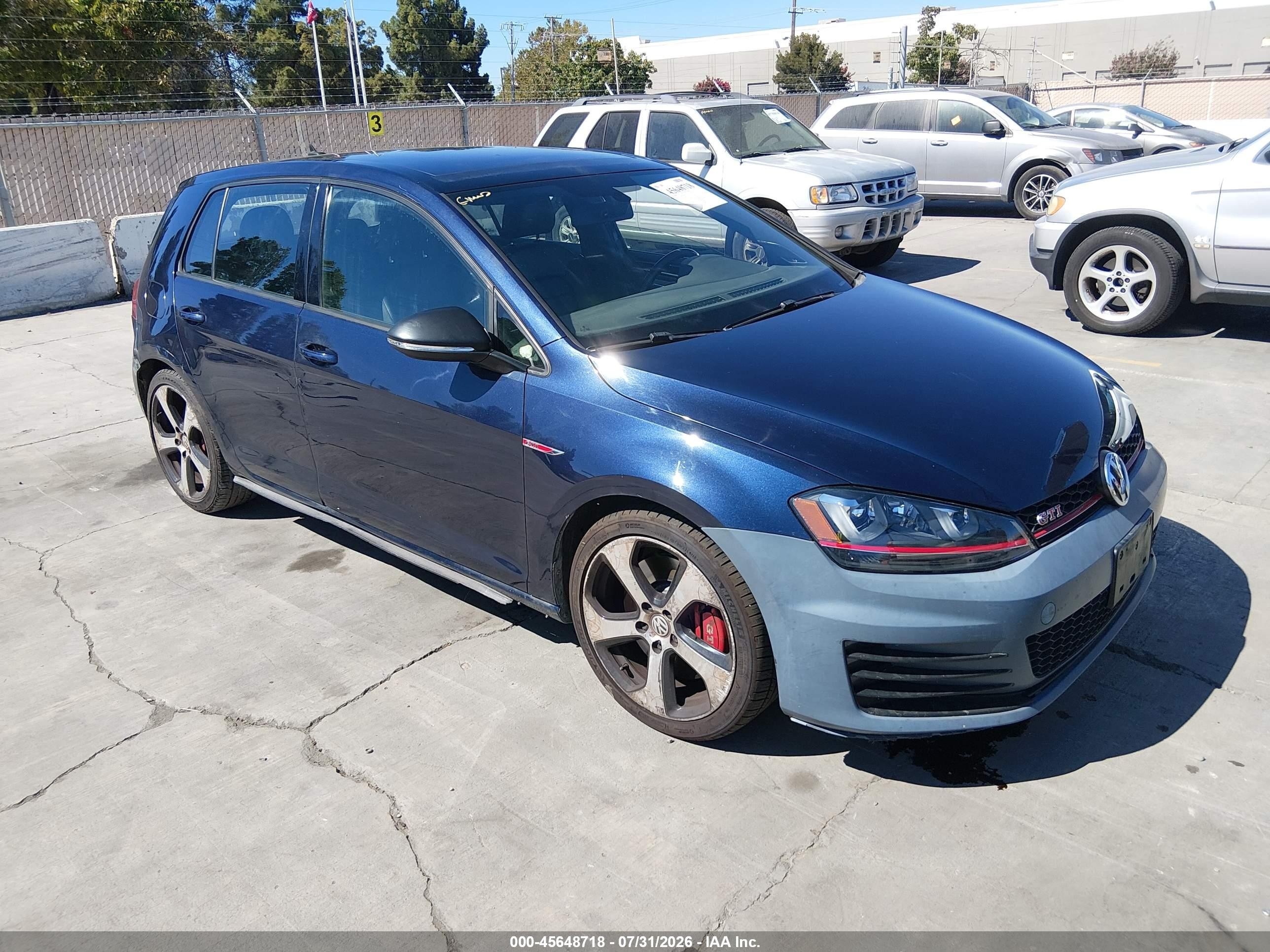 2017 Volkswagen Golf GTI S, VIN 3VW447AUXHM071051 — Normal wear