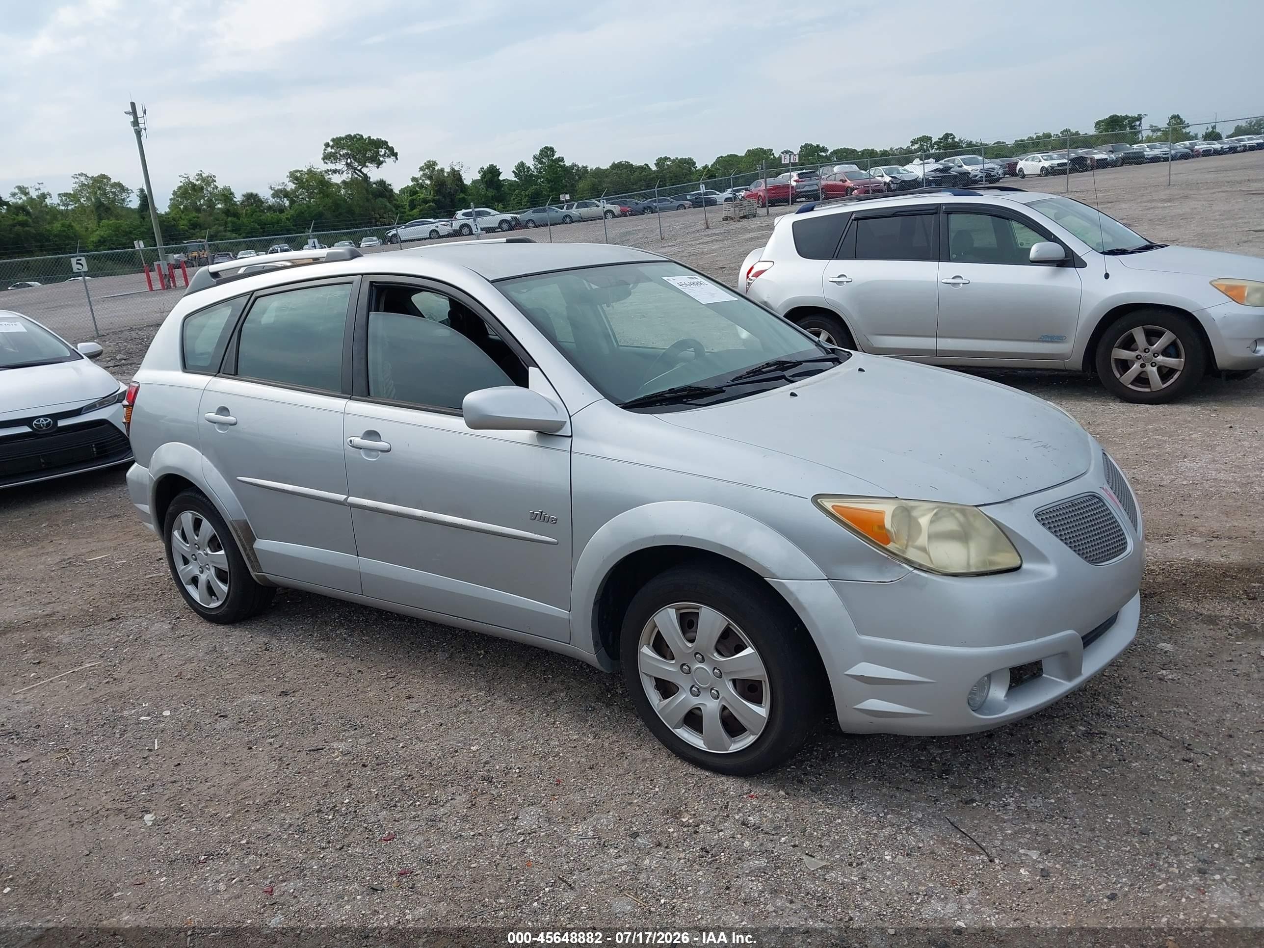 2005 Pontiac Vibe, VIN 5Y2SL63805Z449024 — Normal wear